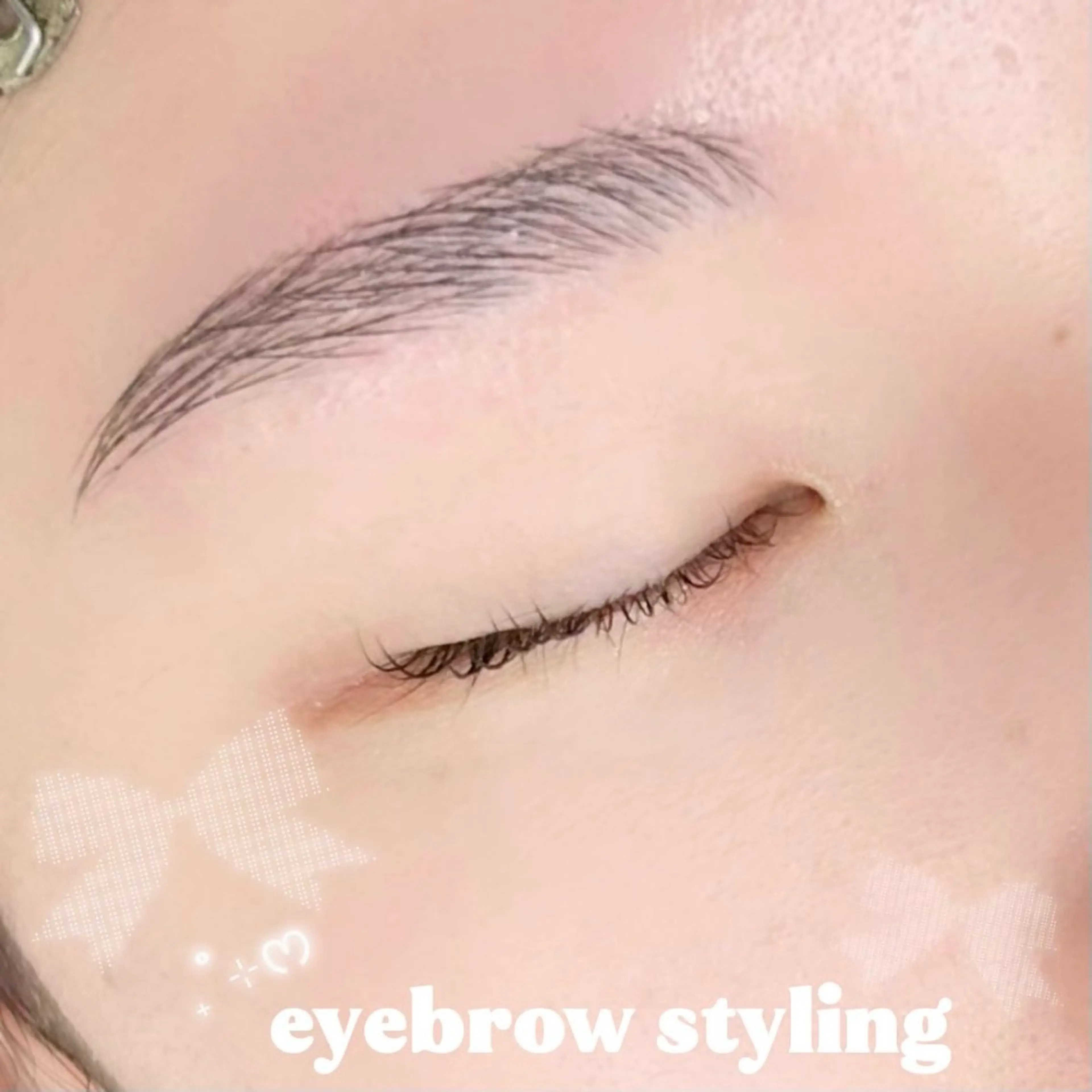 アイブロウ ハリウッドブロウリフト 眉毛ワックス脱毛 ᴇʏᴇ ʟɪsᴛ❤︎ ᴋᴀɴᴀのマツエク・マツパデザイン