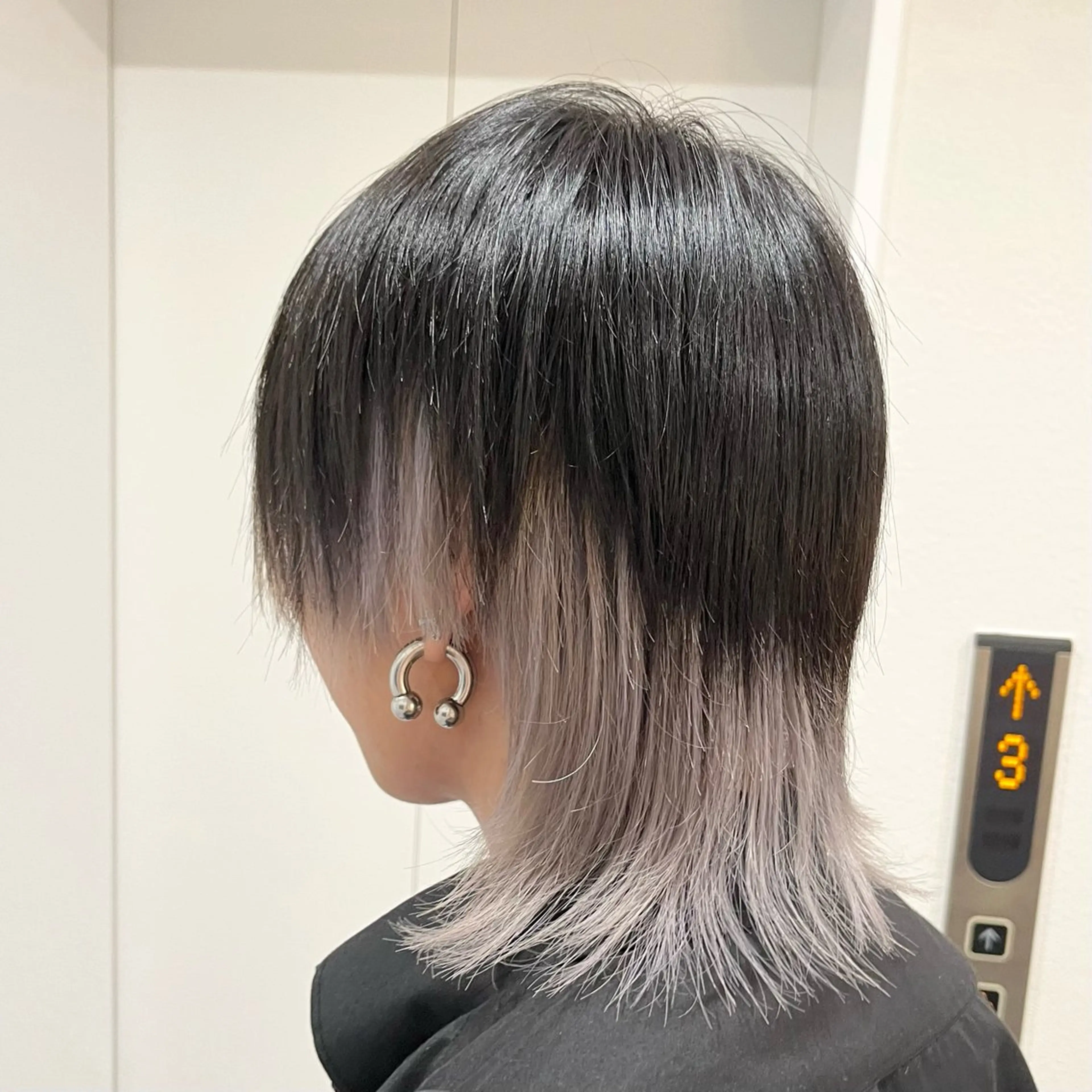 ショート カラー インナーカラー ウルフカット ハイトーン/ ウルフ/suzuhaのヘアスタイル