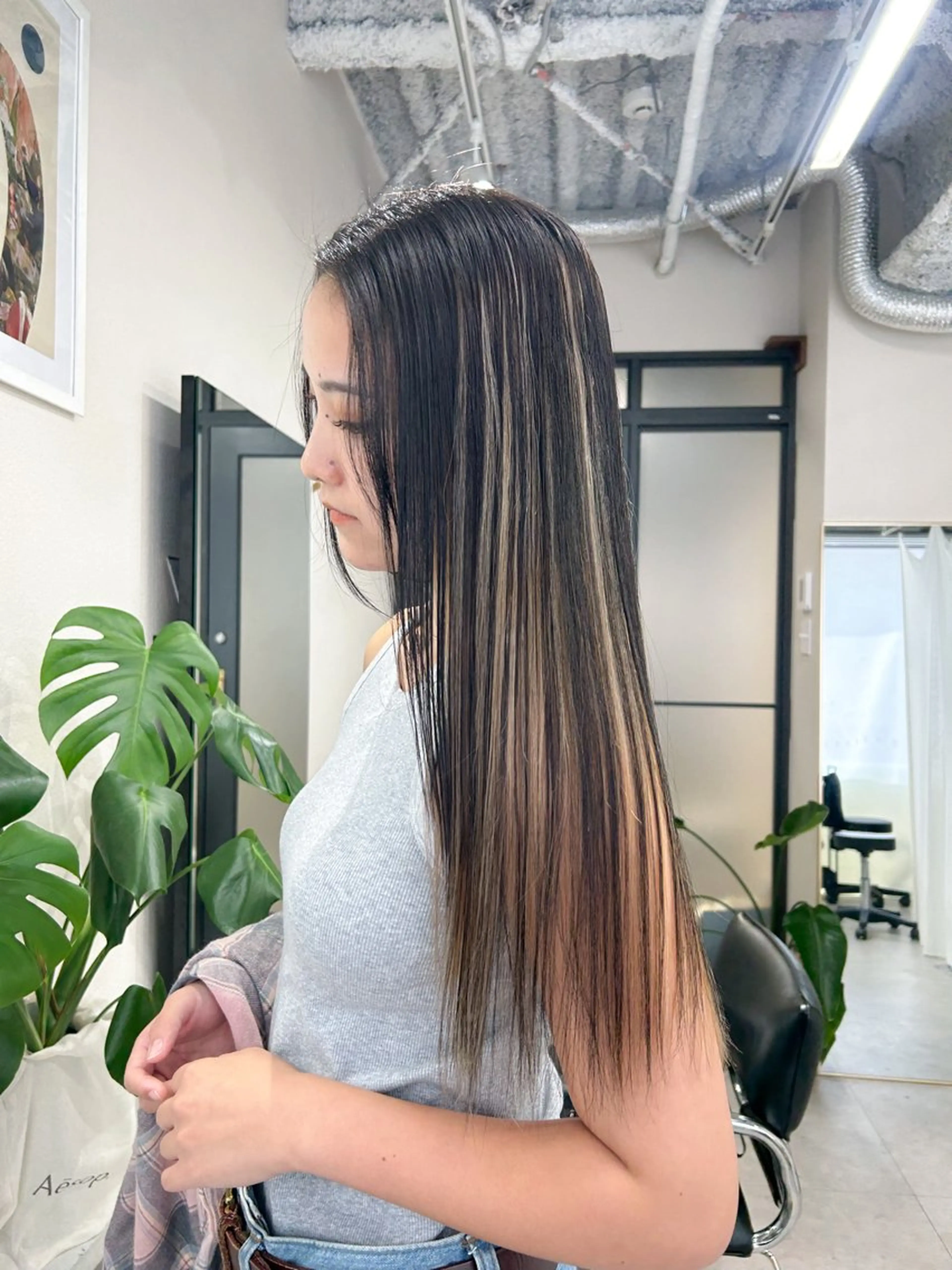 ロング カラー デザインカラー DOULAQ所属・AKO .のヘアスタイル