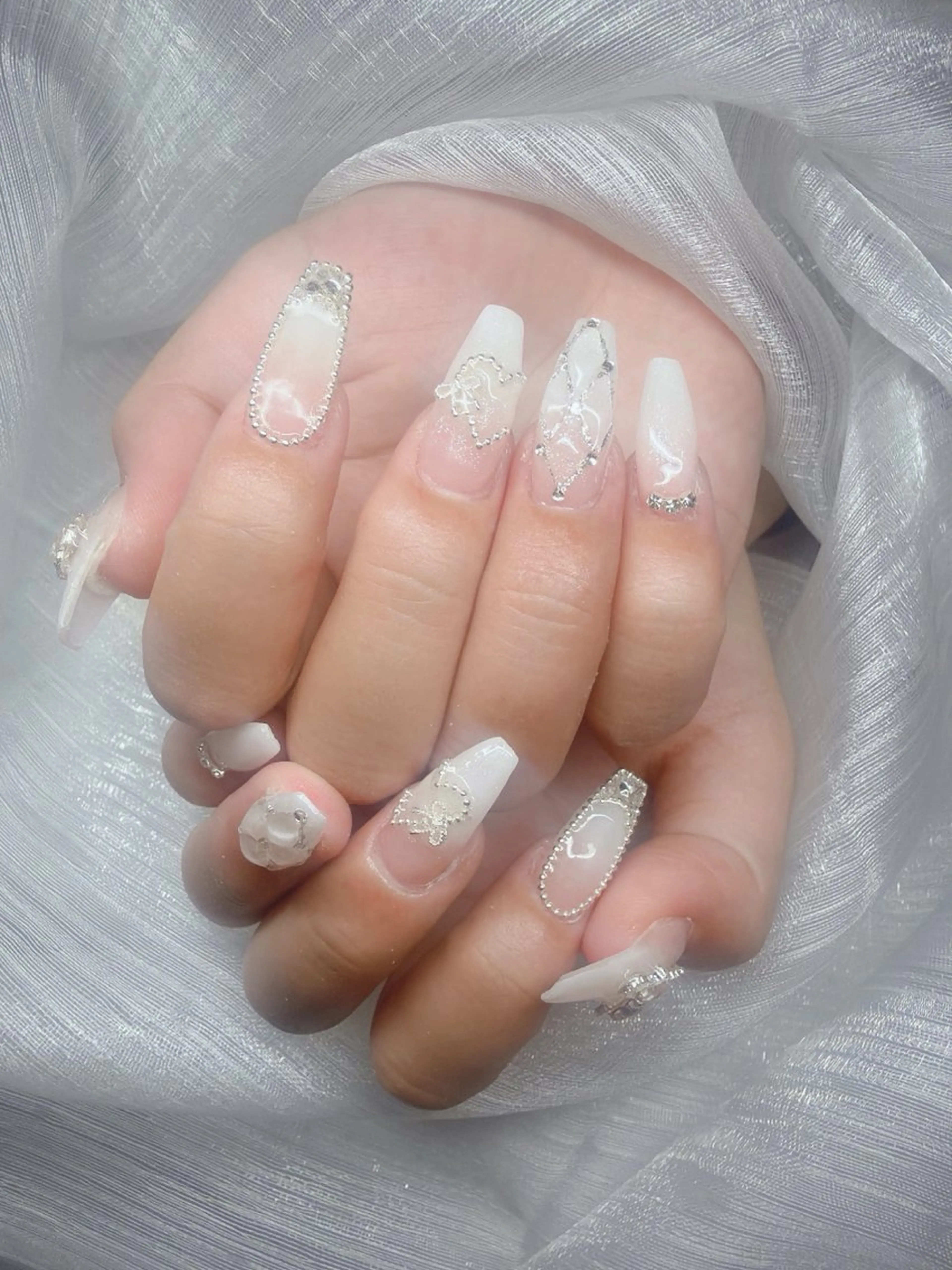ネイル ハンドネイル Lee Nailsのネイルデザイン