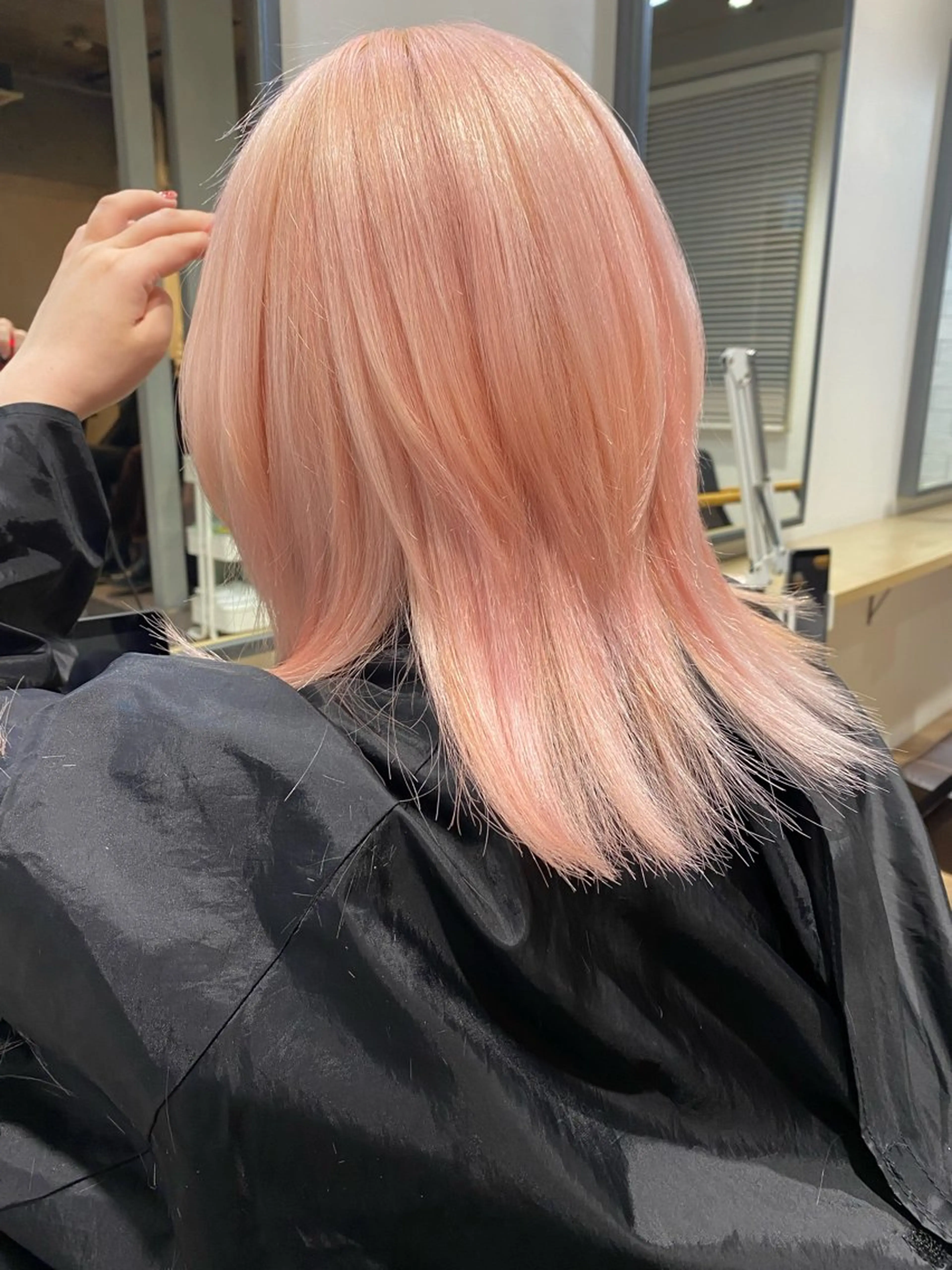 ショート カラー 透明感カラー ピンクカラー ニュアンス/透明感 /似合わせ綾人🌈のヘアスタイル