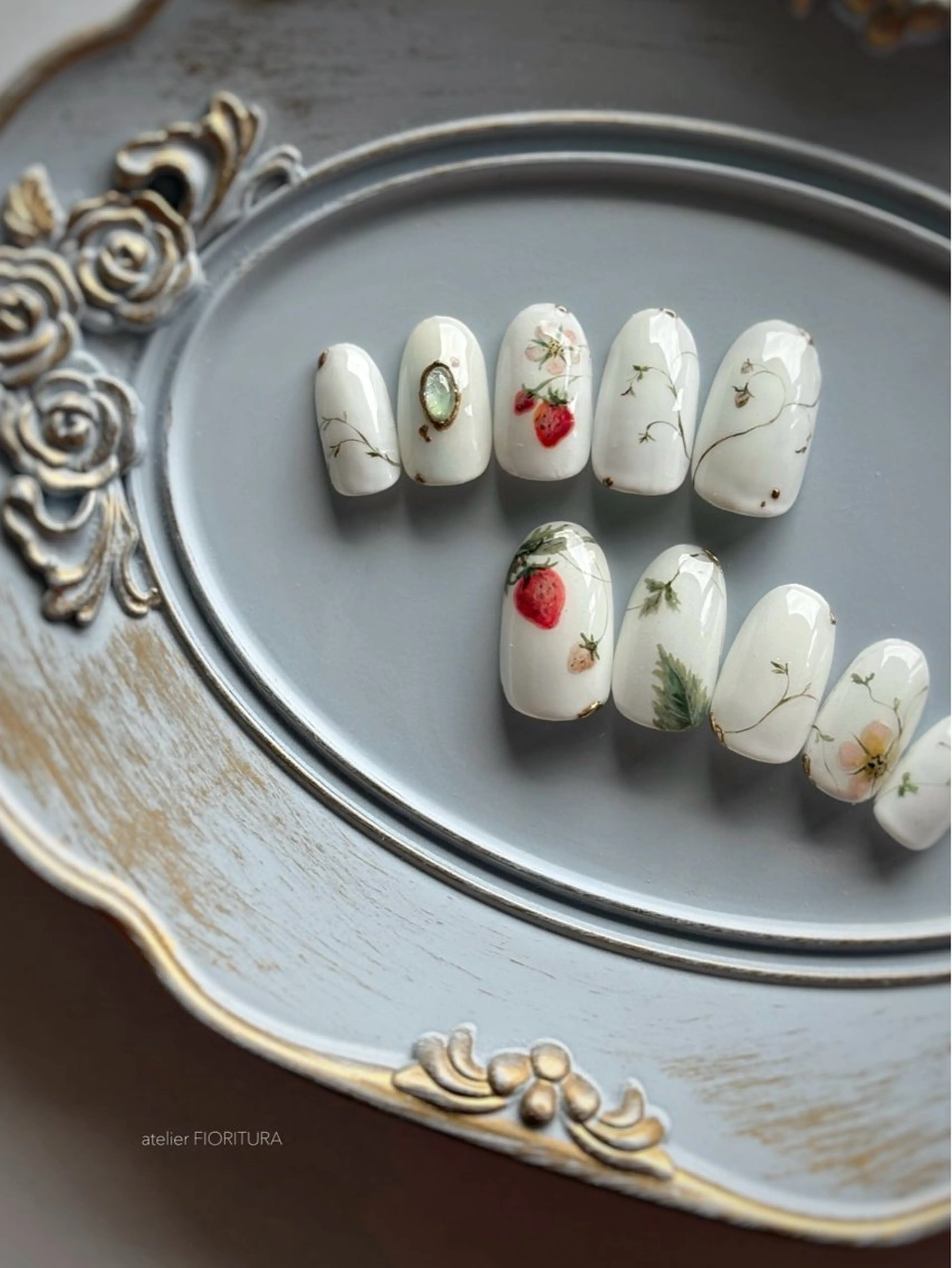 ネイル ハンドネイル FIORITURA Maikoのネイルデザイン