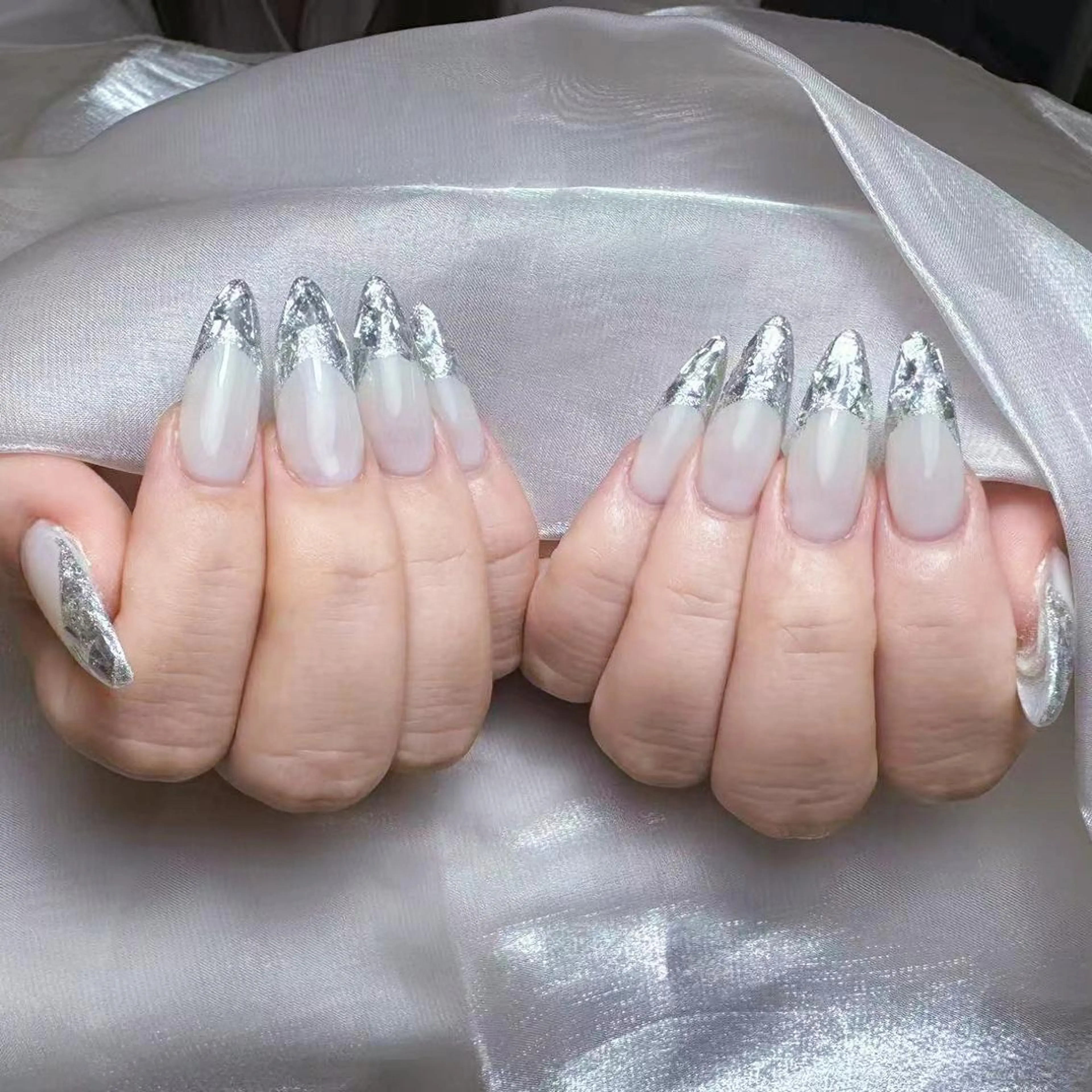 ネイル アートネイル オーロラネイル ガーリー キラキラネイル 韓国ネイル ハンドネイル DIANMOND NAIL🌸のネイルデザイン