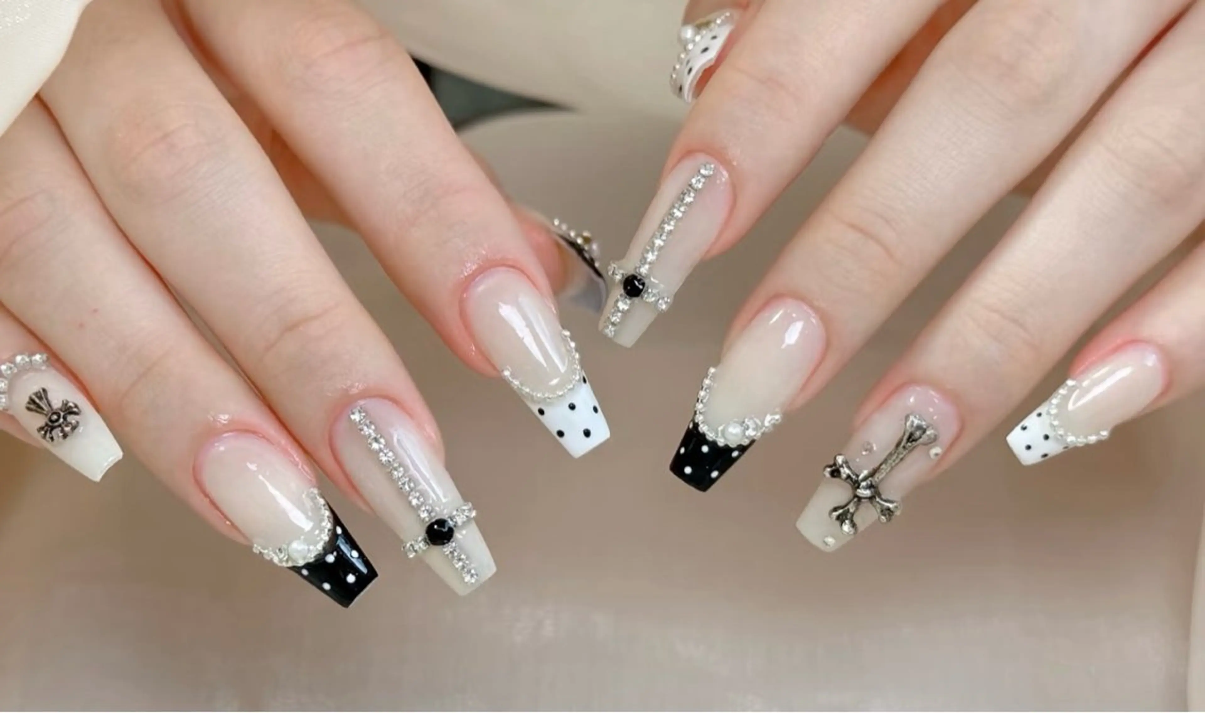 ネイル ハンドネイル D-BEAUTY Nailsalonのネイルデザイン