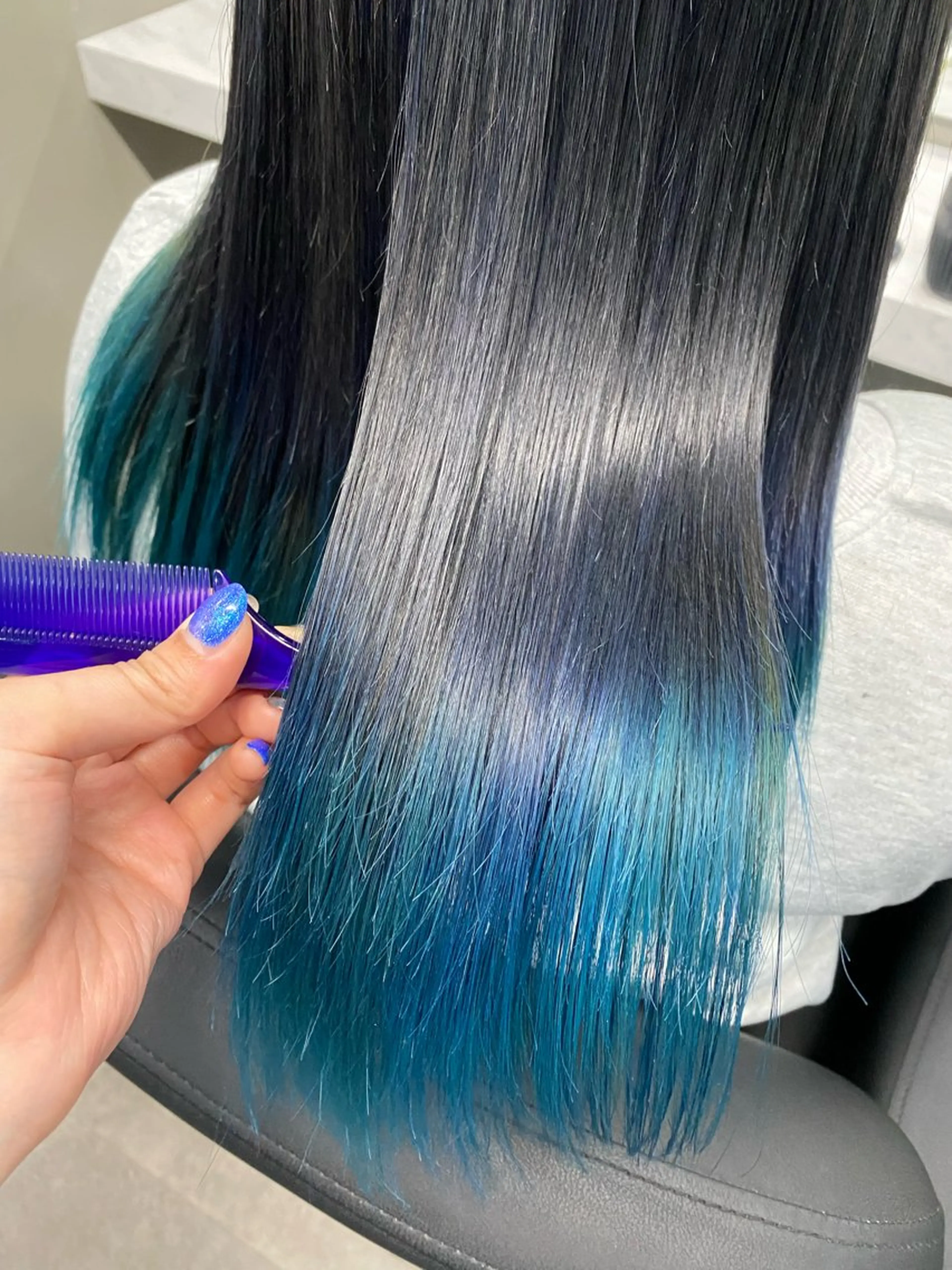 セミロング ヘアカラー トリートメント ブリーチ/インナー カラー/長峯美羽のヘアスタイル