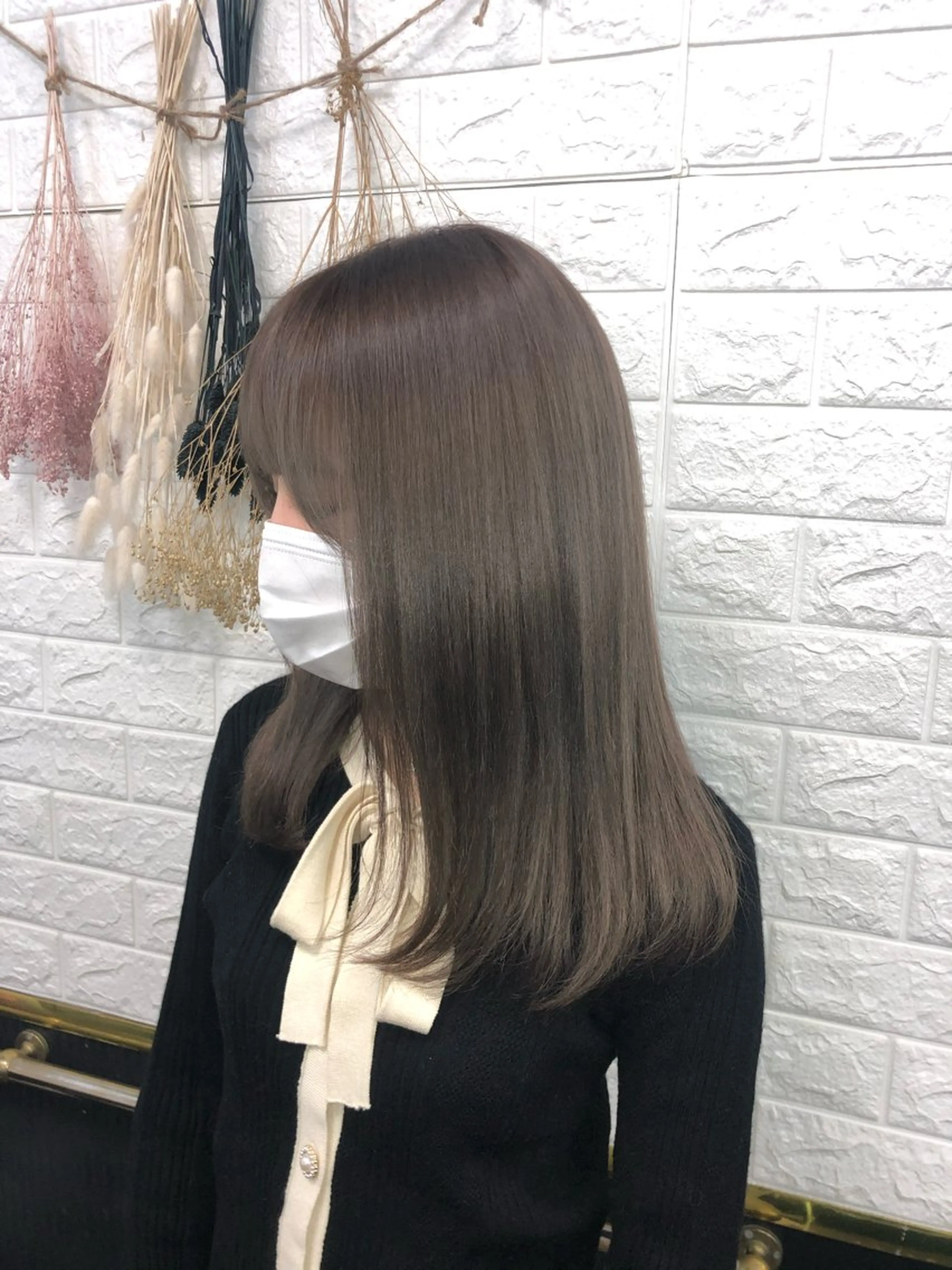ミディアム カラー ブリーチ グレージュ ヘアカラー トリートメント suzu /フリーランス吉祥寺のヘアスタイル