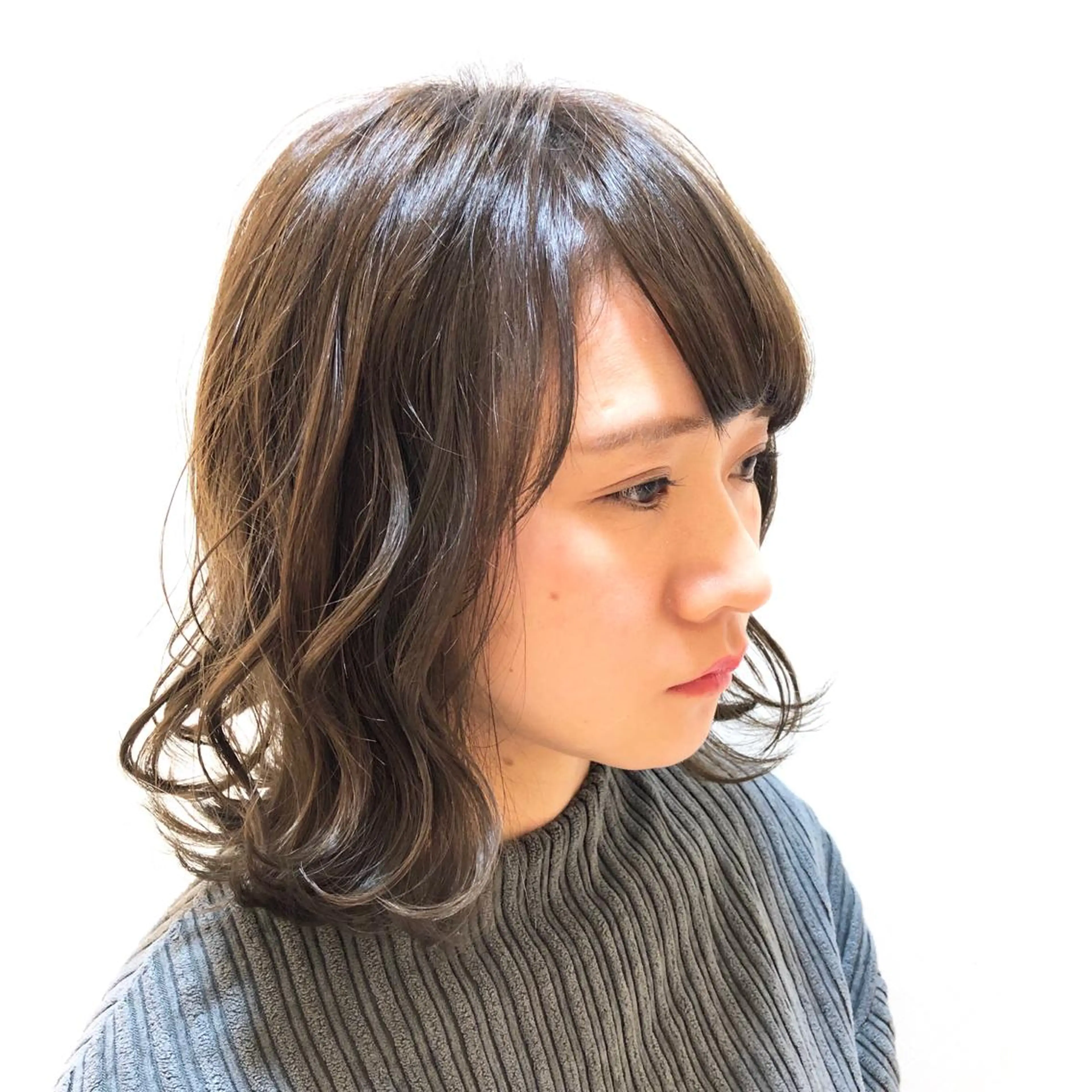 ミディアム カラー 透明感カラー グレージュ カット ヘアカラー トリートメント 🌈ぷる艶カラー🌈 髪質改善👑柳沼尚貴のヘアスタイル