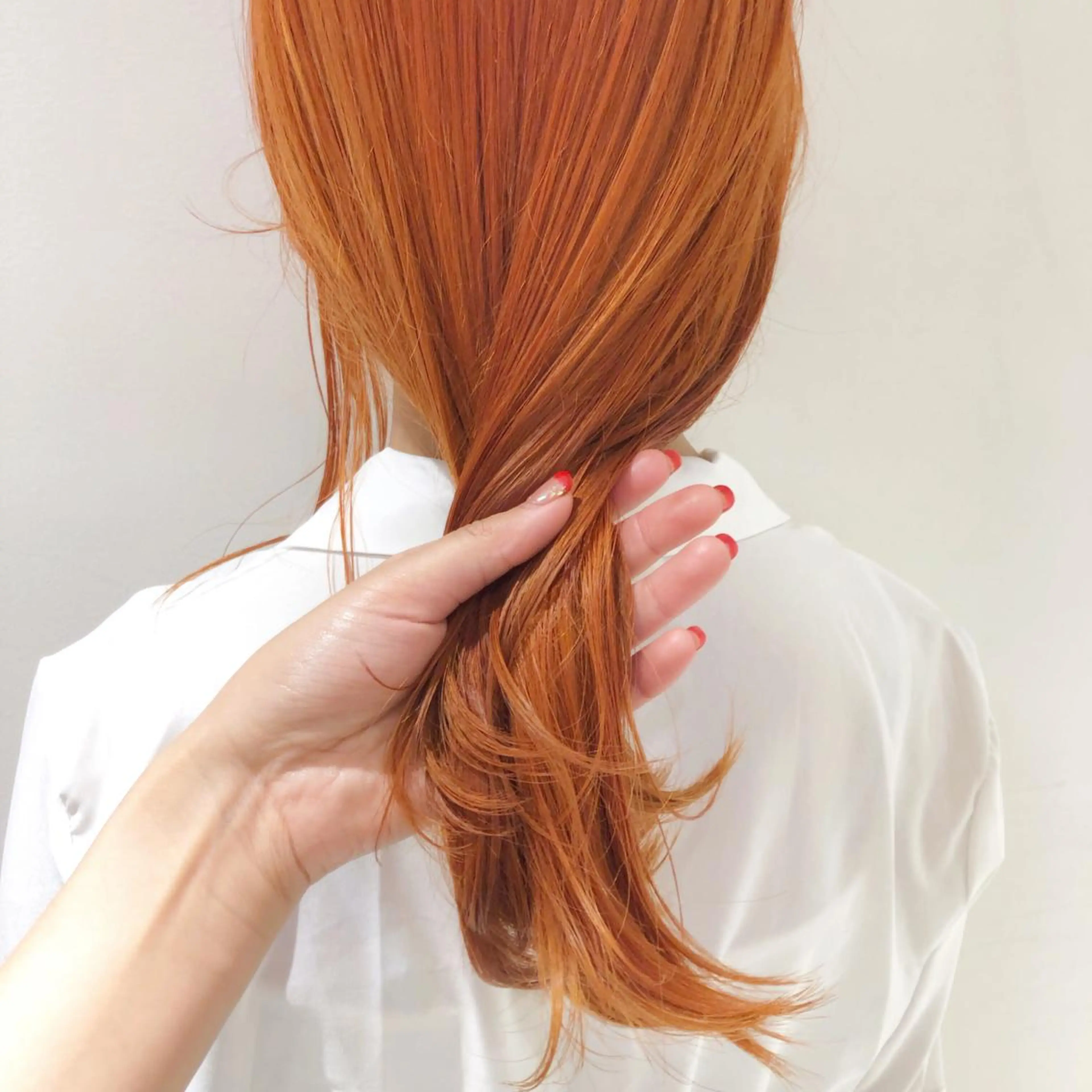 セミロング カラー パーマ ヘアアレンジ メンズ キッズ ネイル マツエク・マツパ オレンジ カラーマツエク オレンジ レイヤーカット指名 No.1💖マユカのヘアスタイル