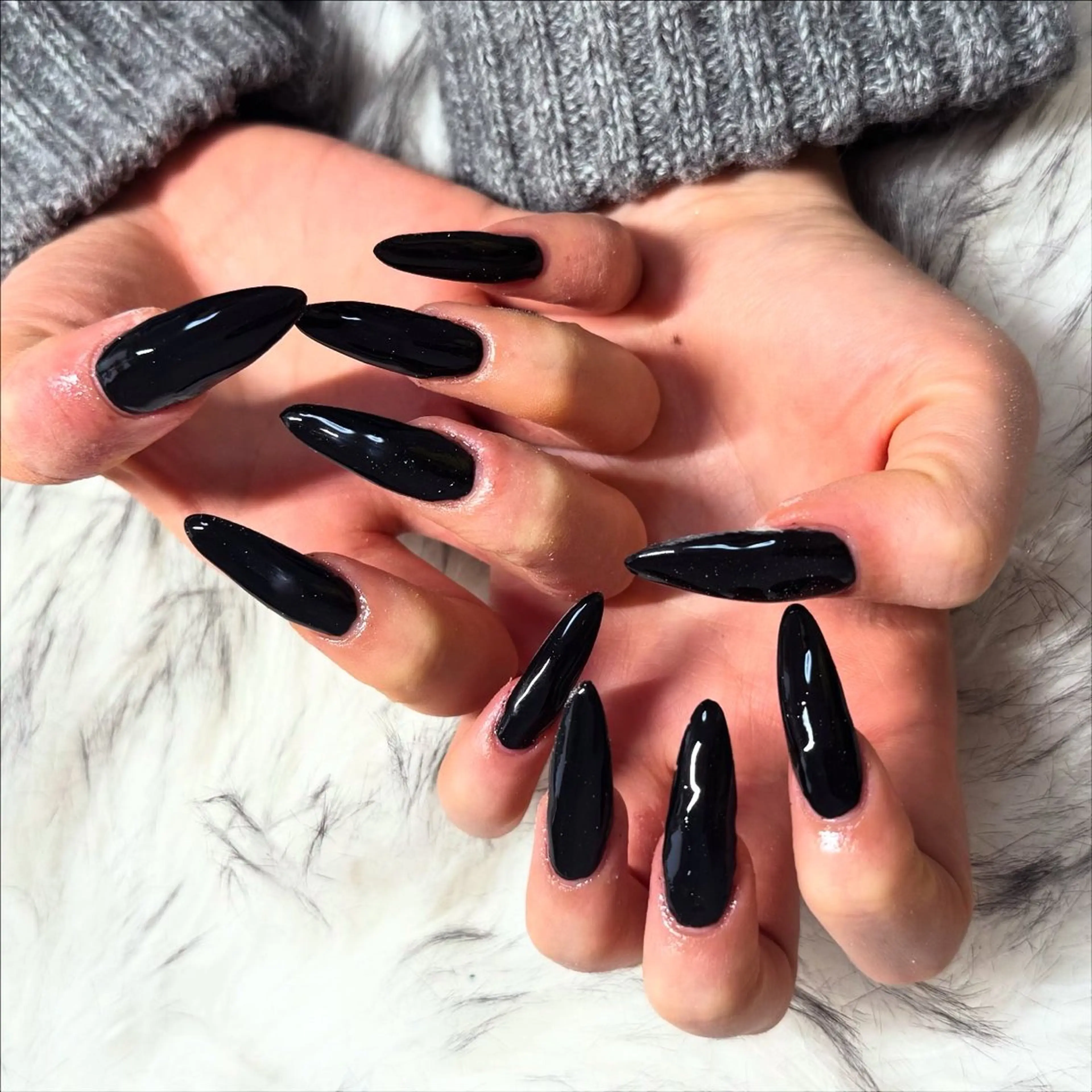 ロング ハンドネイル mao .のネイルデザイン