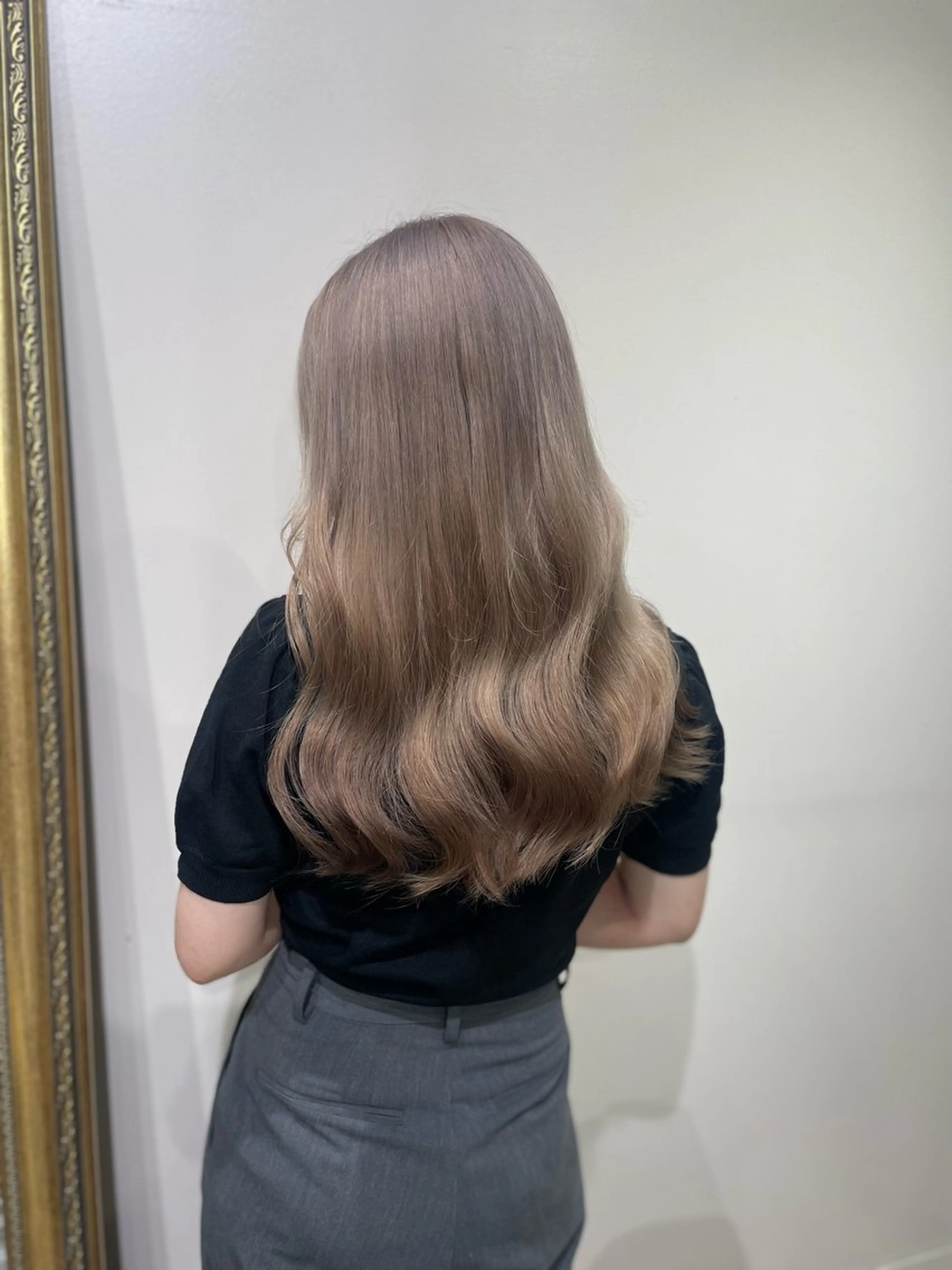 【U24】💜ブリーチのリタッチ(3センチ以内)➕カラー💜【ロング料金なし、シャンプーブロー込み、巻き髪無料★】の写真