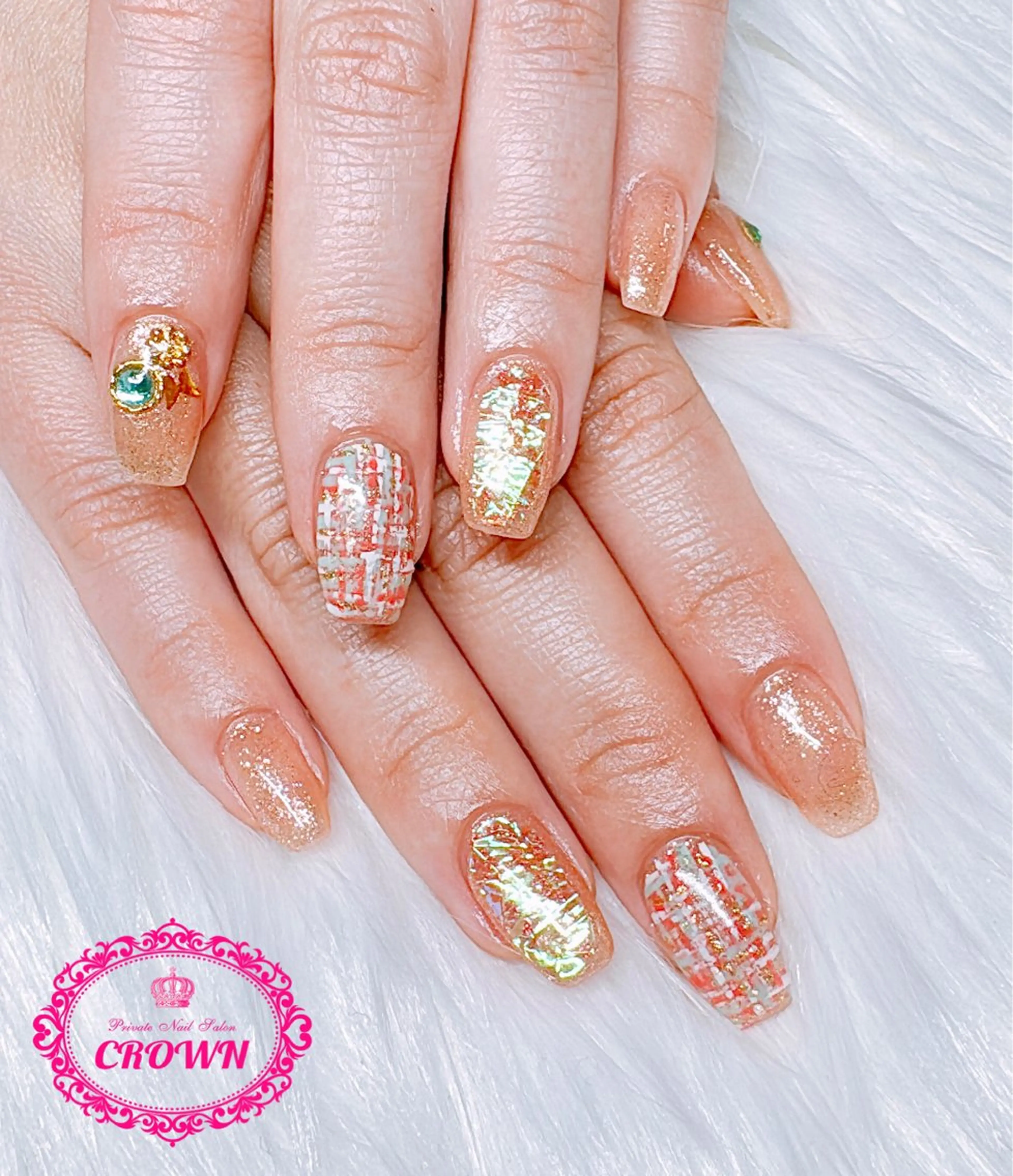 ネイル CROWN プライベートサロンのネイルデザイン