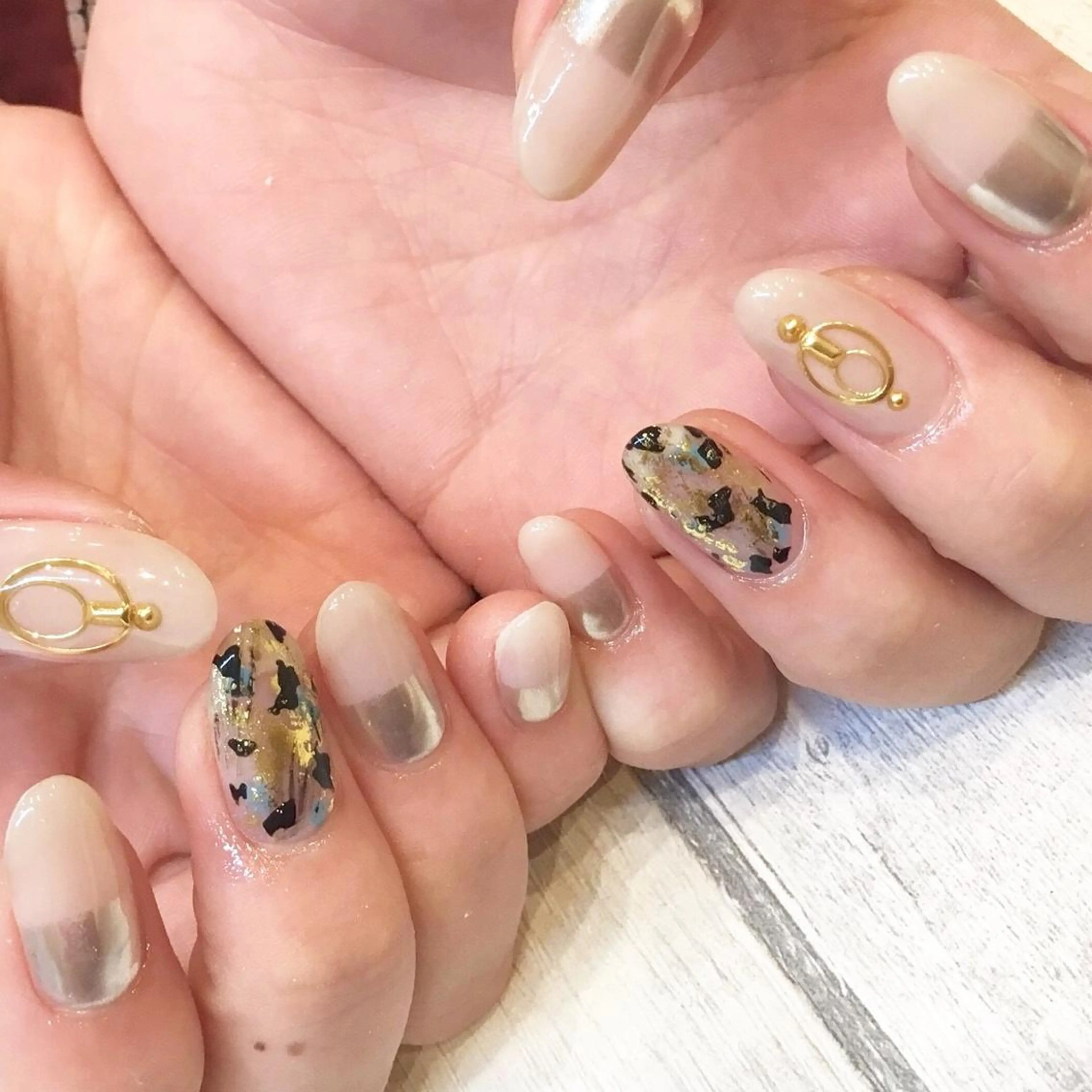 ネイル 山田 貴子のネイルデザイン