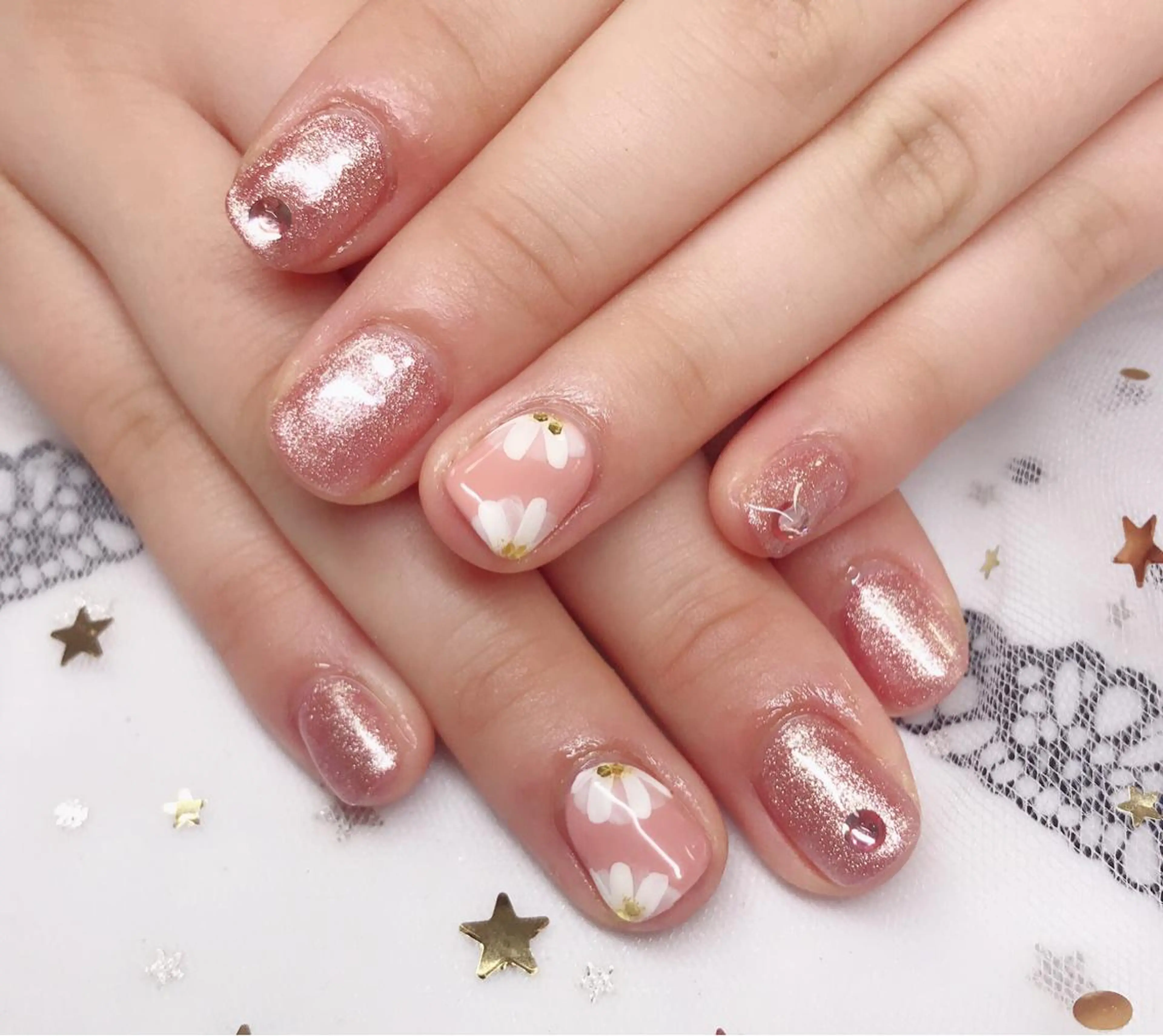 カラー ネイル Q Free nailsのネイルデザイン