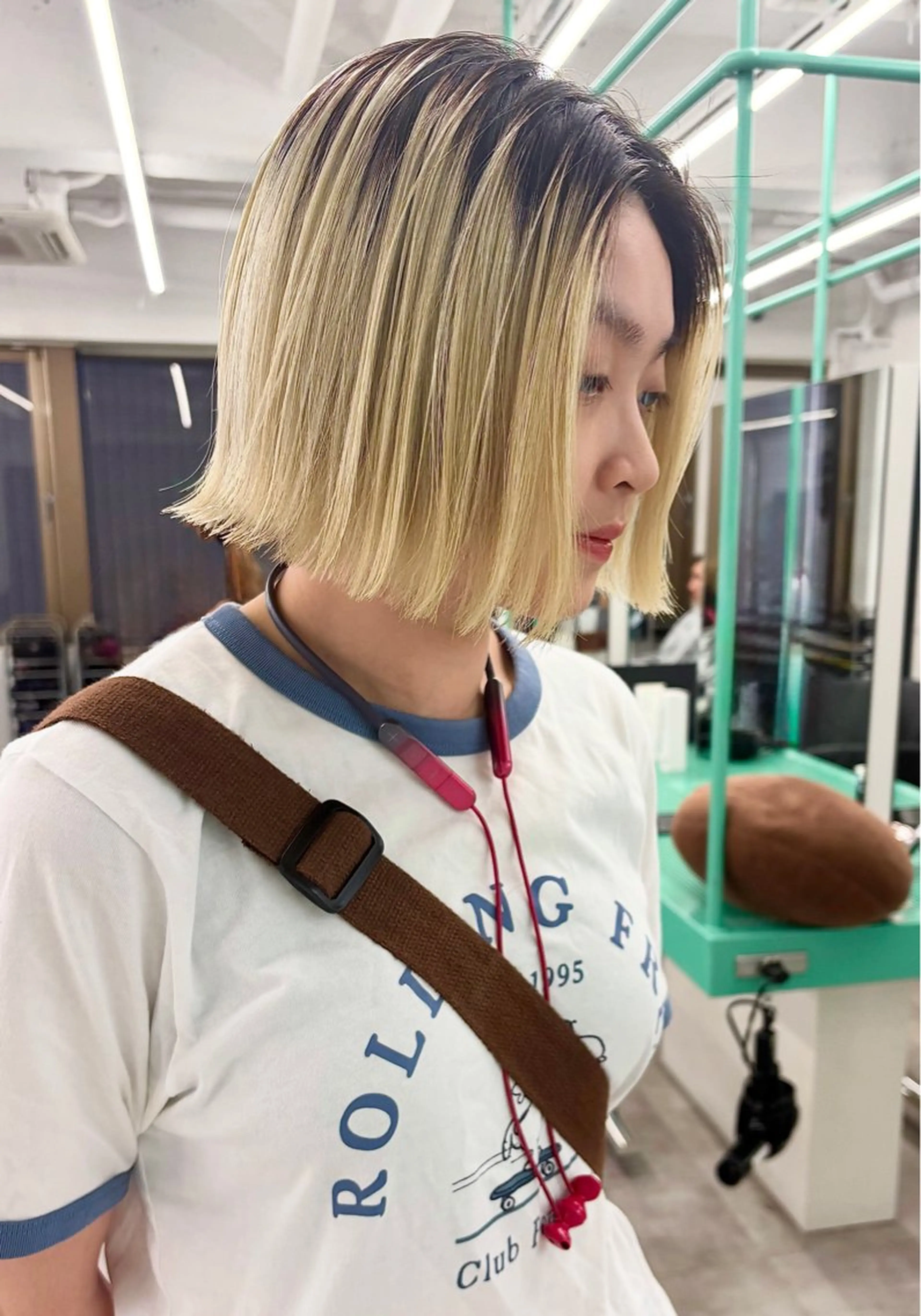 ショート ヘアカラー 綾乃／デザインカラー ／ハイトーン／ボブのヘアスタイル