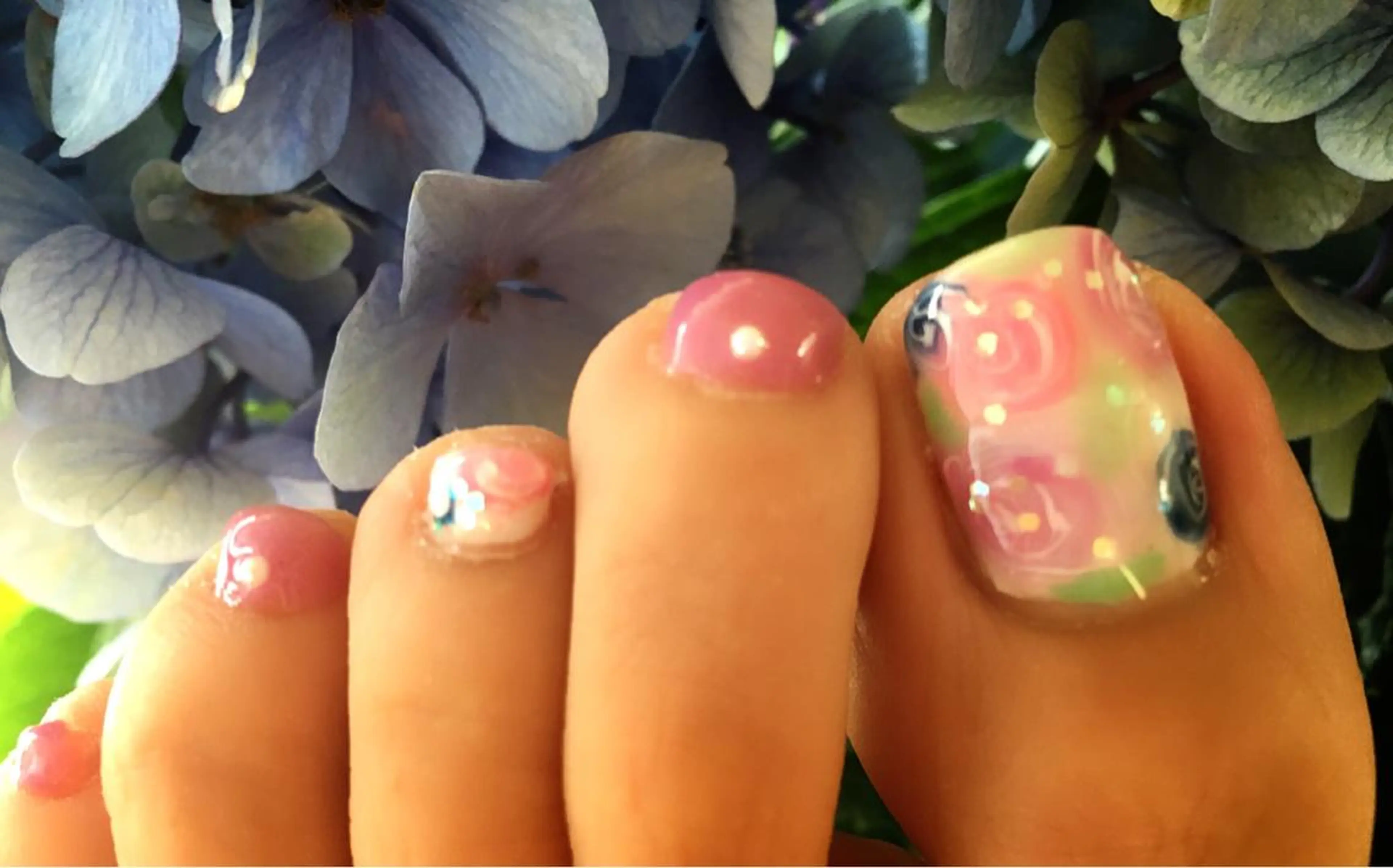 ネイル アートネイル フットネイル 夏ネイル Jewels nail lily 白楽所属・ネイルサロン Jewels Mのネイルデザイン