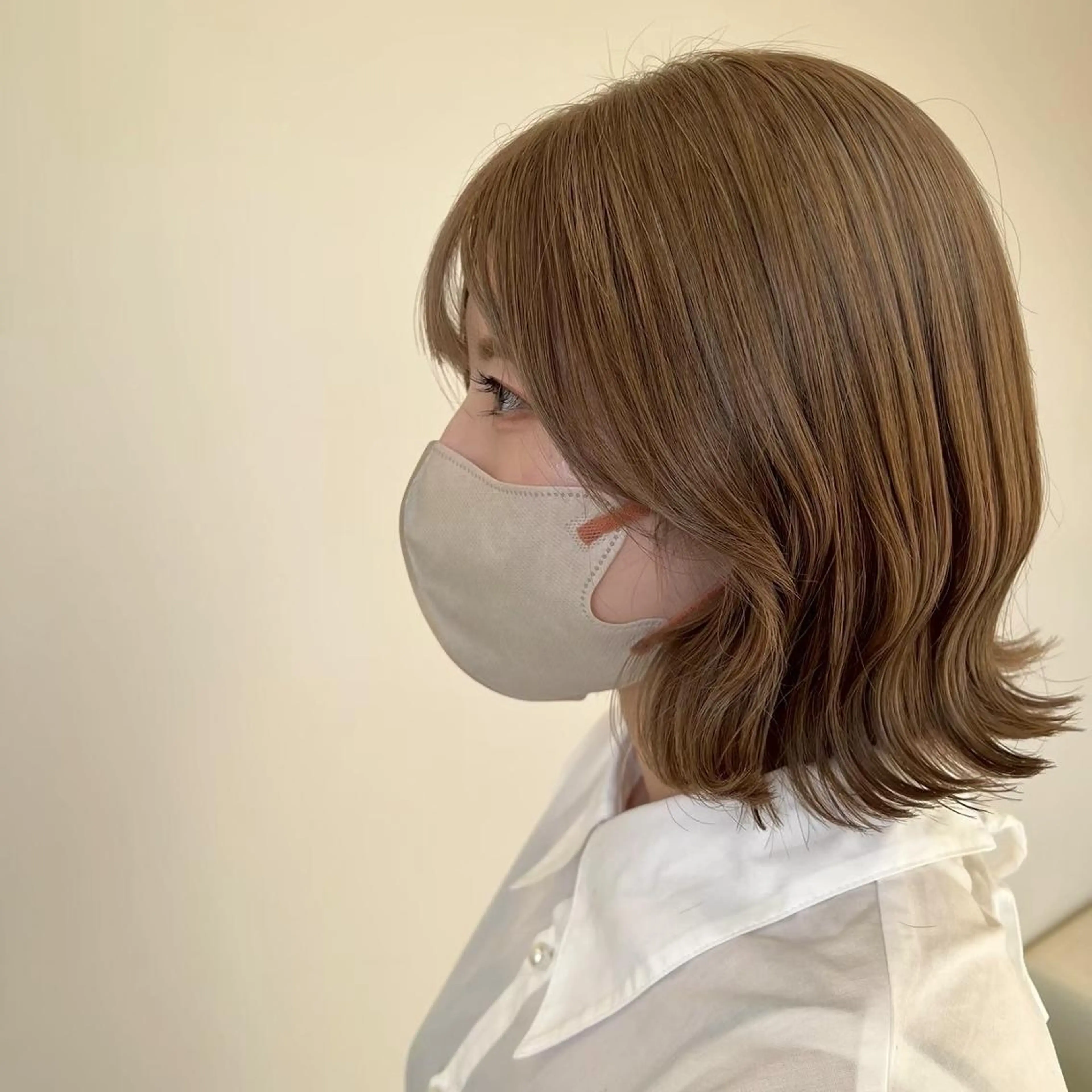 ミディアム カラー パーマ ヘアアレンジ ベージュカラー ブリーチ 透明感カラー グレージュ ブリーチなしカラー ヘアカラー 肥後 有紗のヘアスタイル