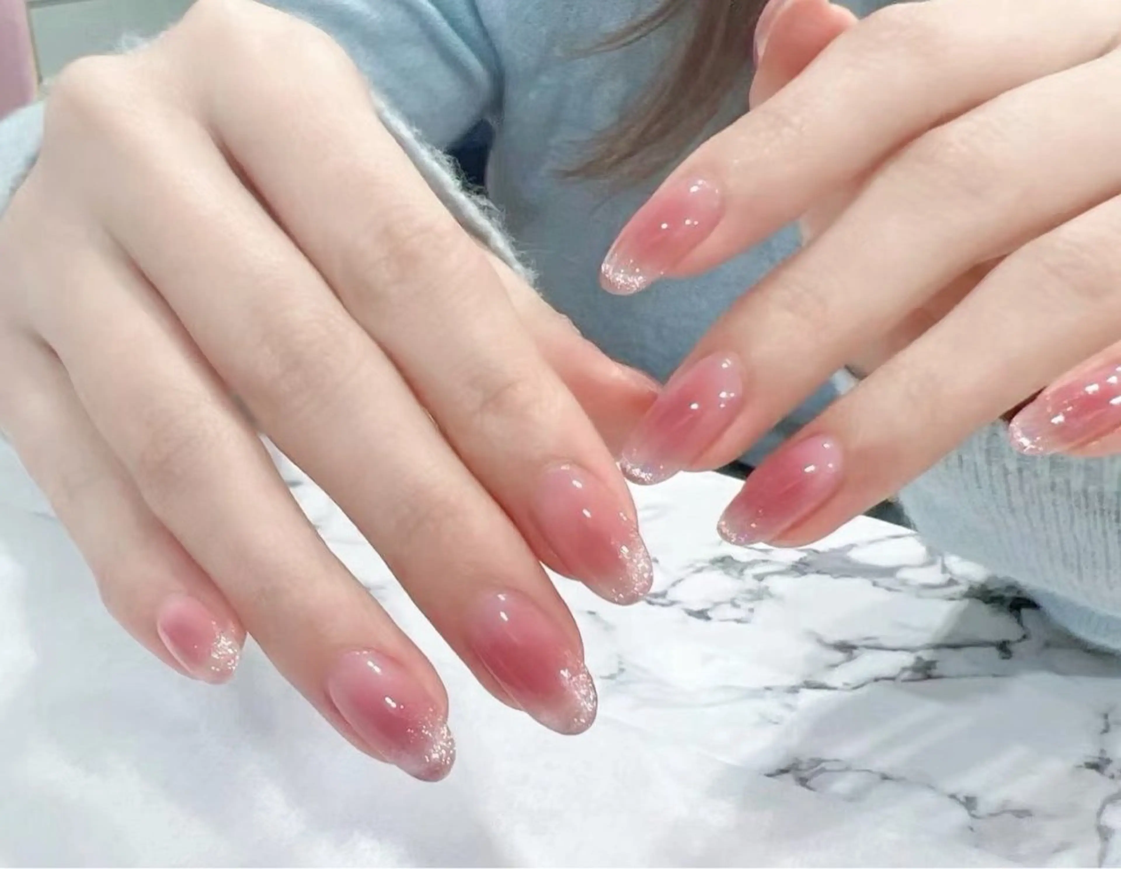 ネイル pink ladyサロン所属・べ にのネイルデザイン