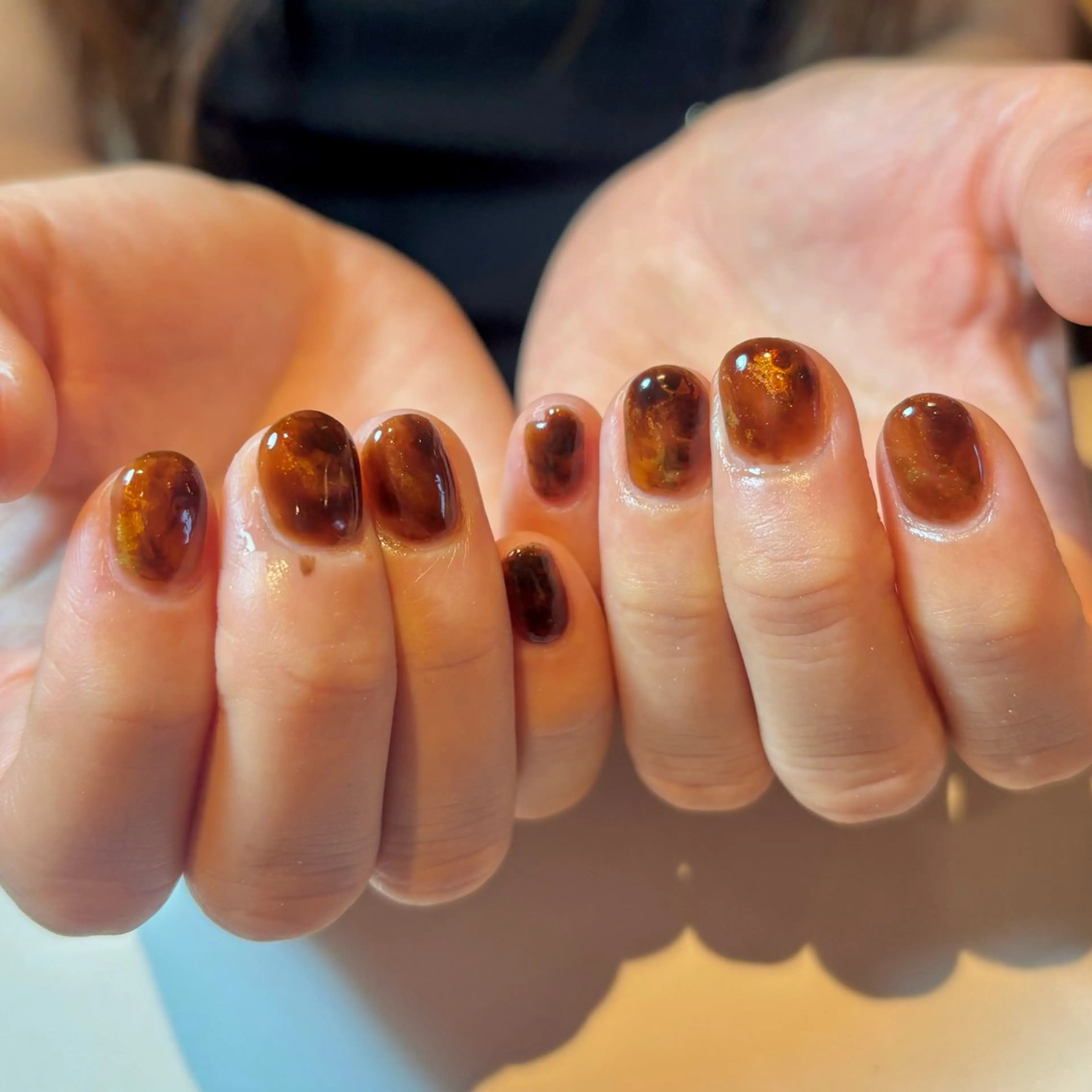 ネイル べっ甲ネイル ハンドネイル scre as Etelのネイルデザイン