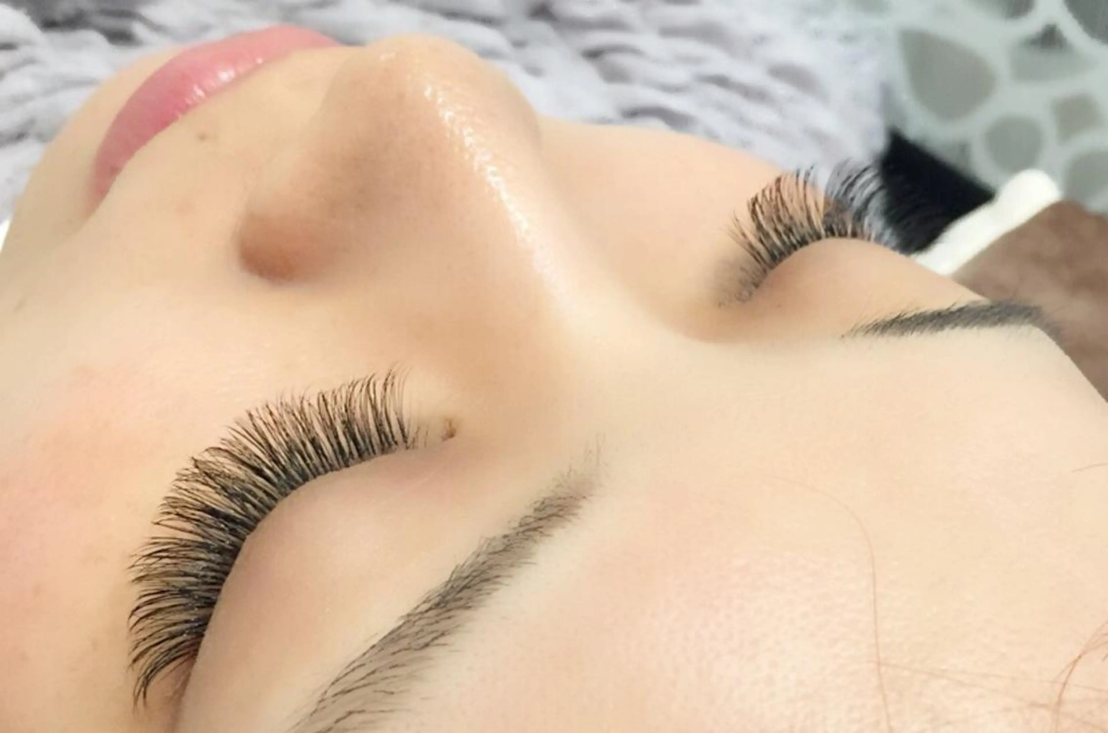 マツエク・マツパ Cカール ボリュームラッシュ MAK’s 草加店スタッフのネイルデザイン