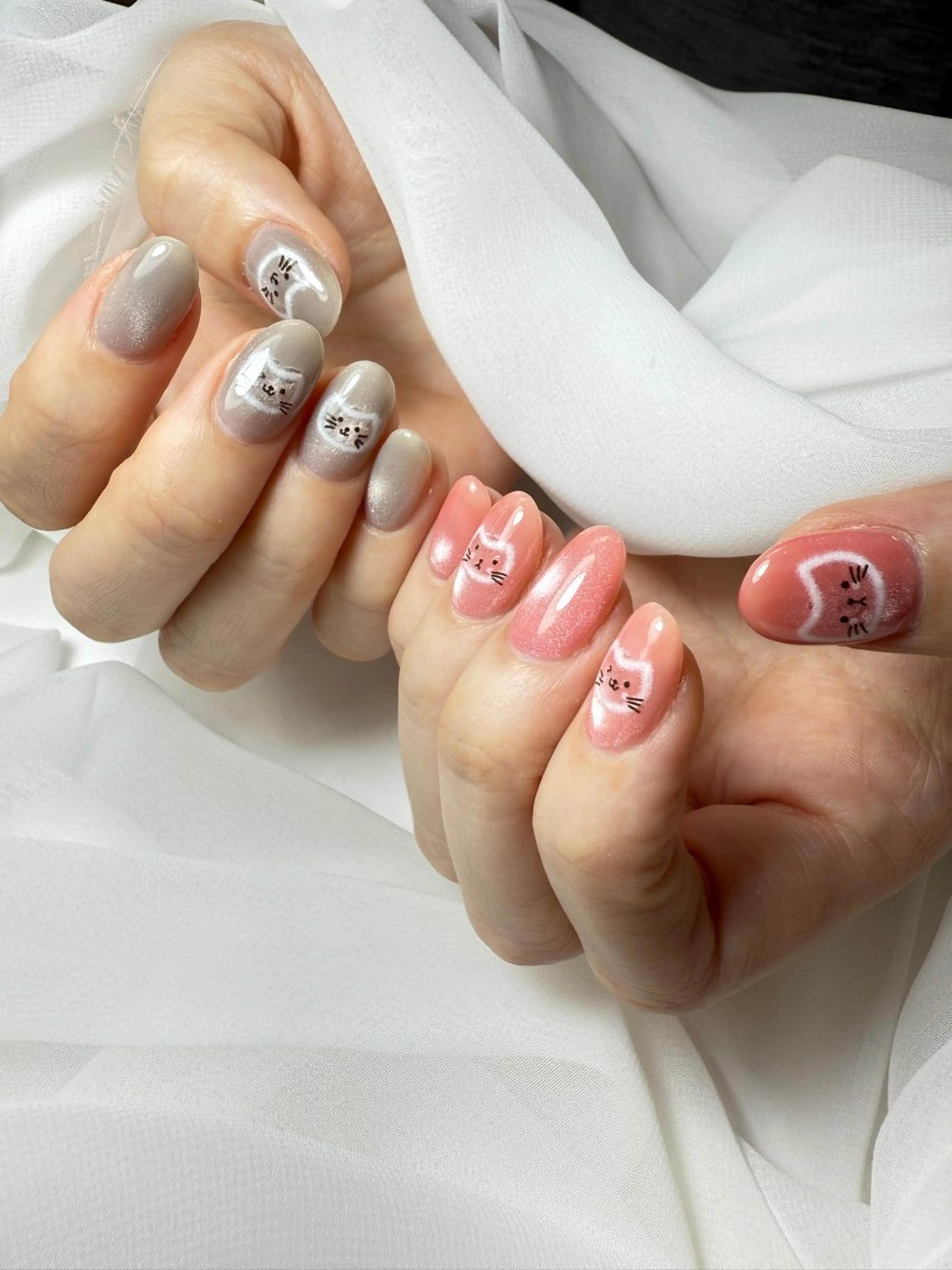 カラー ハンドネイル R2-O2 nailのネイルデザイン