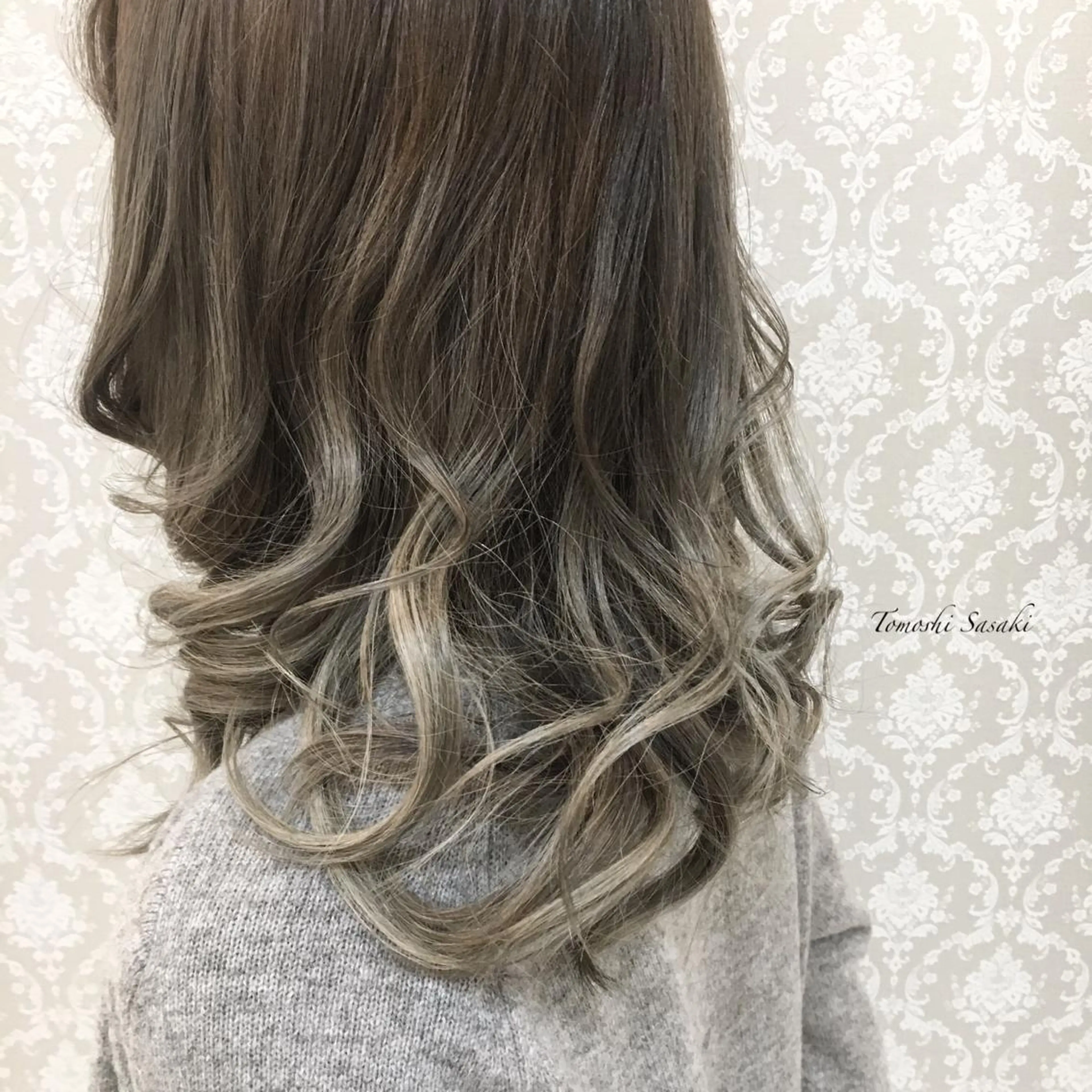 カラー ブラウンカラー グラデーションカラー オレンジ オレンジブラウン ササキ トモシのヘアスタイル