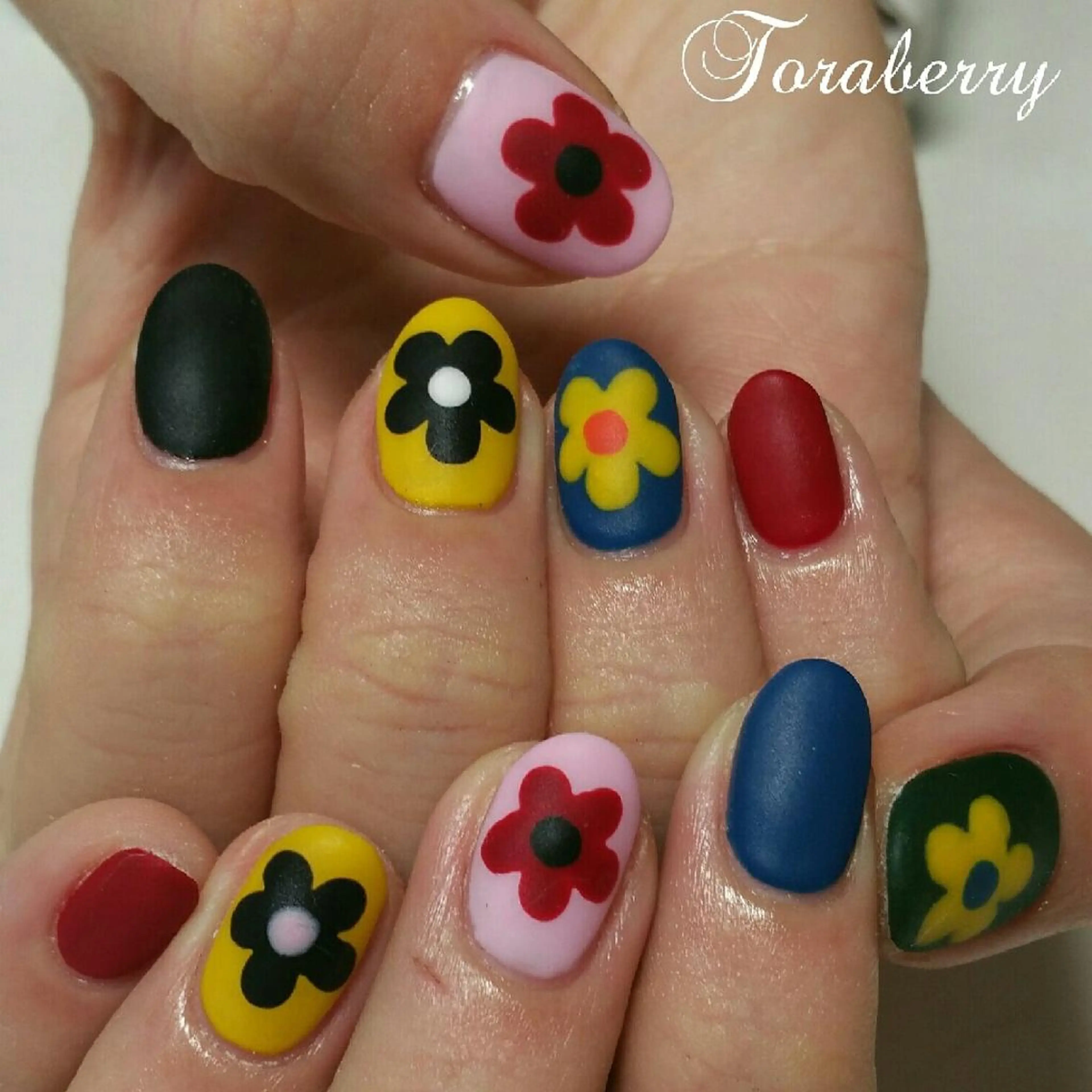 ネイル ハンドネイル ネイリスト なつみのネイルデザイン