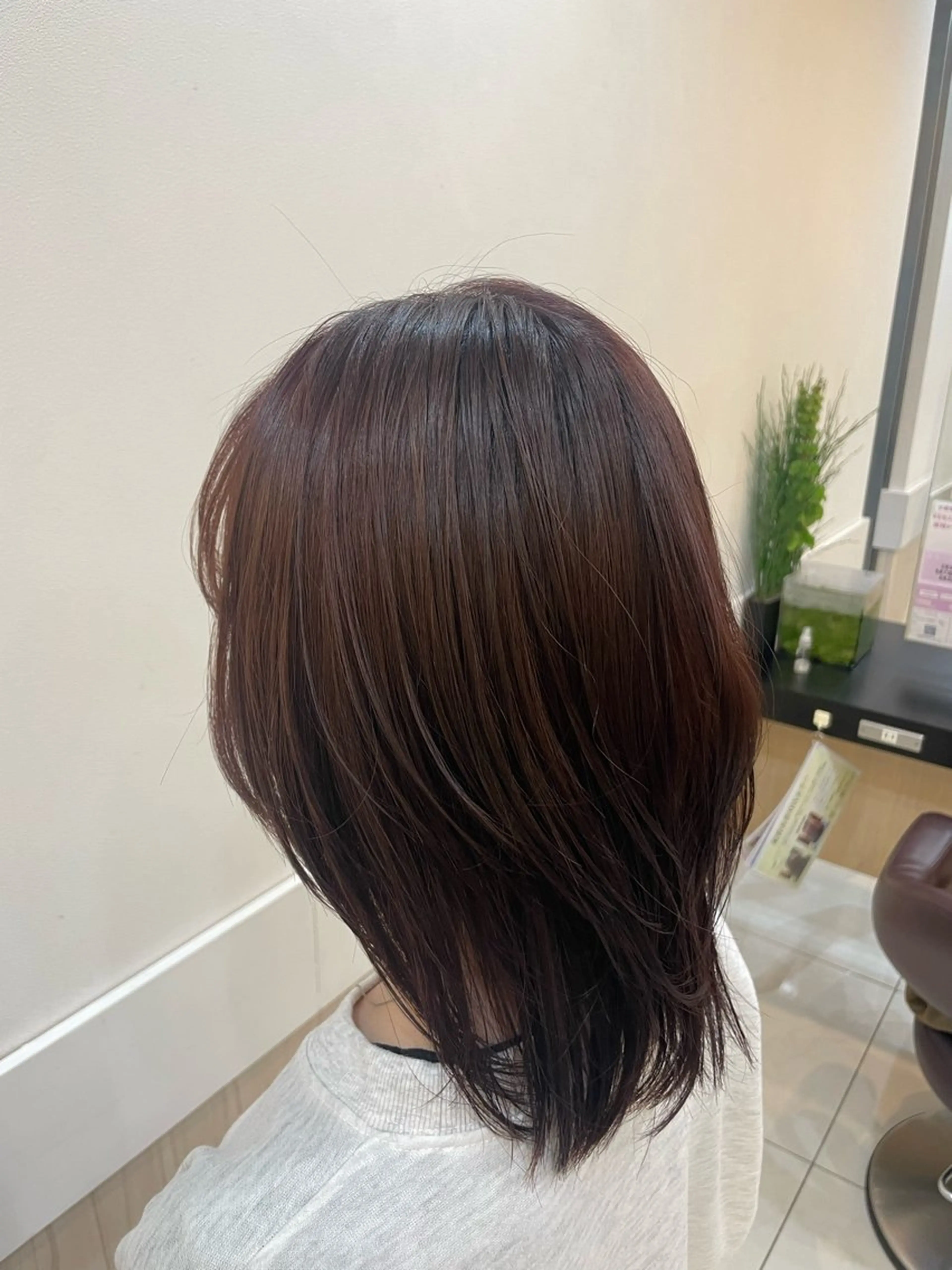 ミディアム ヘアカラー 青木 美樹の眉毛・アイブロウイメージ