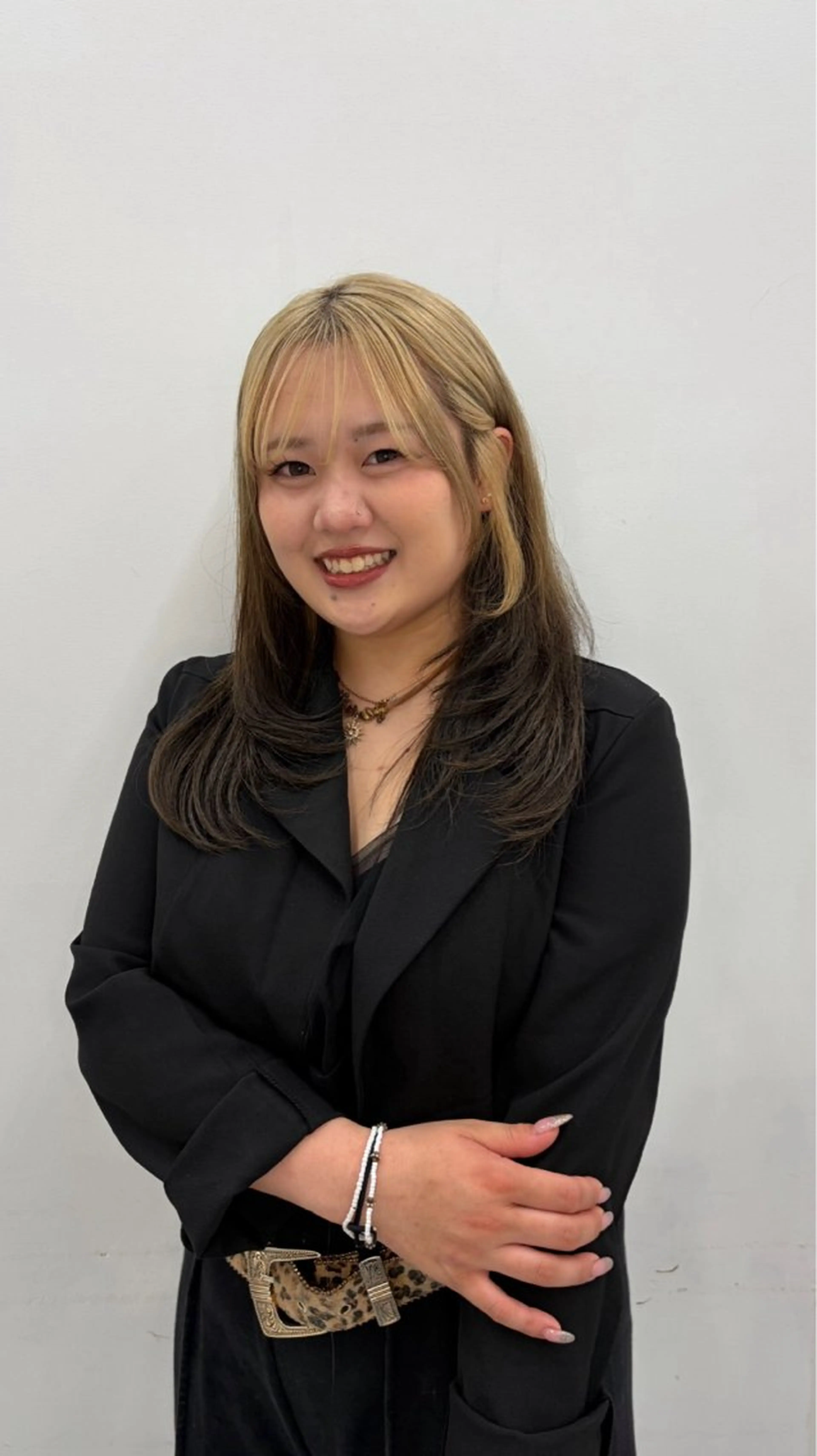 ロング ヘアカラー トリートメント 艶髪ハイトーンカラー 渋谷🎀ririkaのヘアスタイル