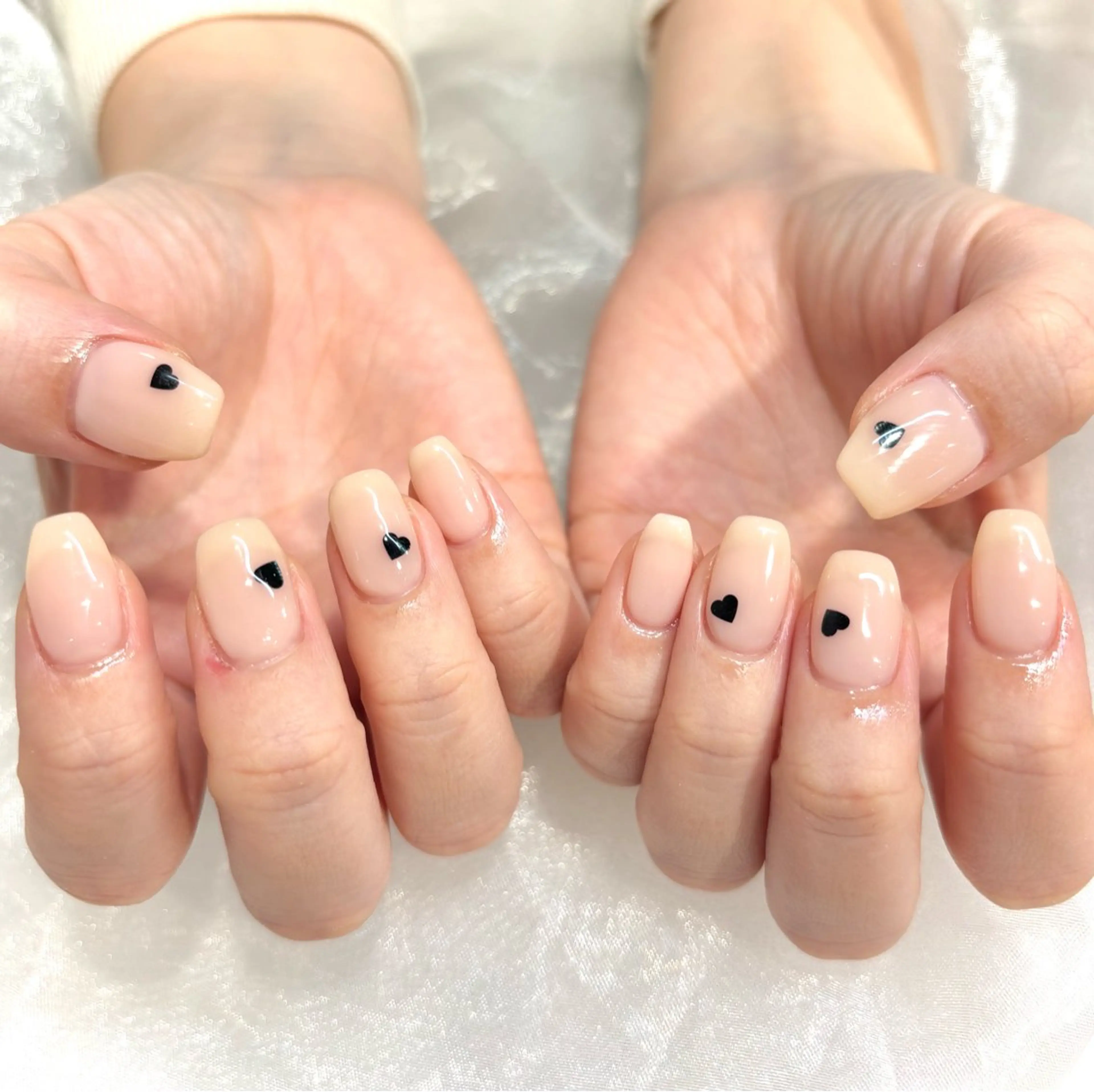 ネイル ハンドネイル 橋元 珠梨のネイルデザイン