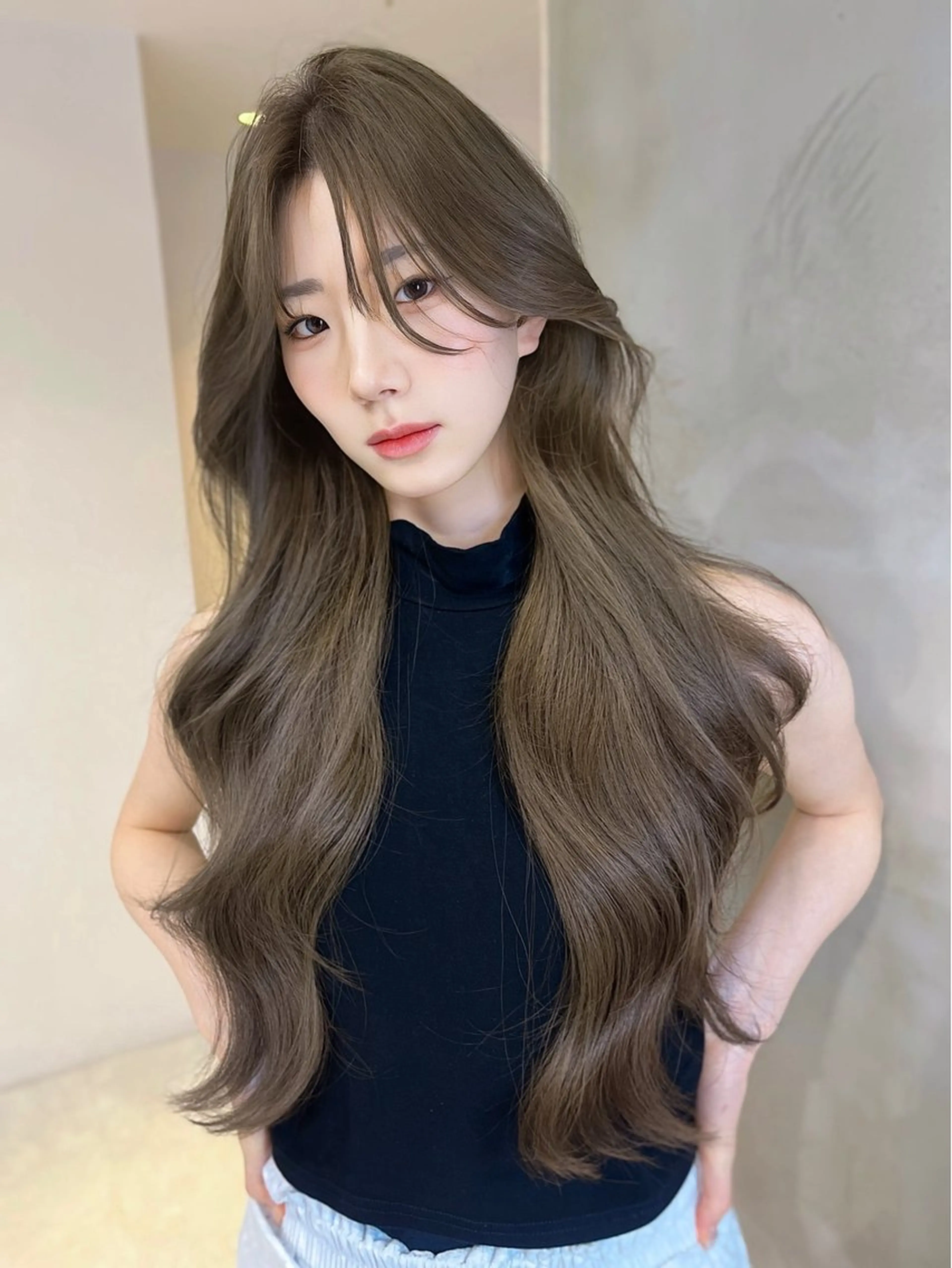 【🇨🇳ワンホンレイヤーカット🇨🇳】➕艶グレージュカラー✨➕内部補修トリートメント(ダメージが気になる方❤️)の写真