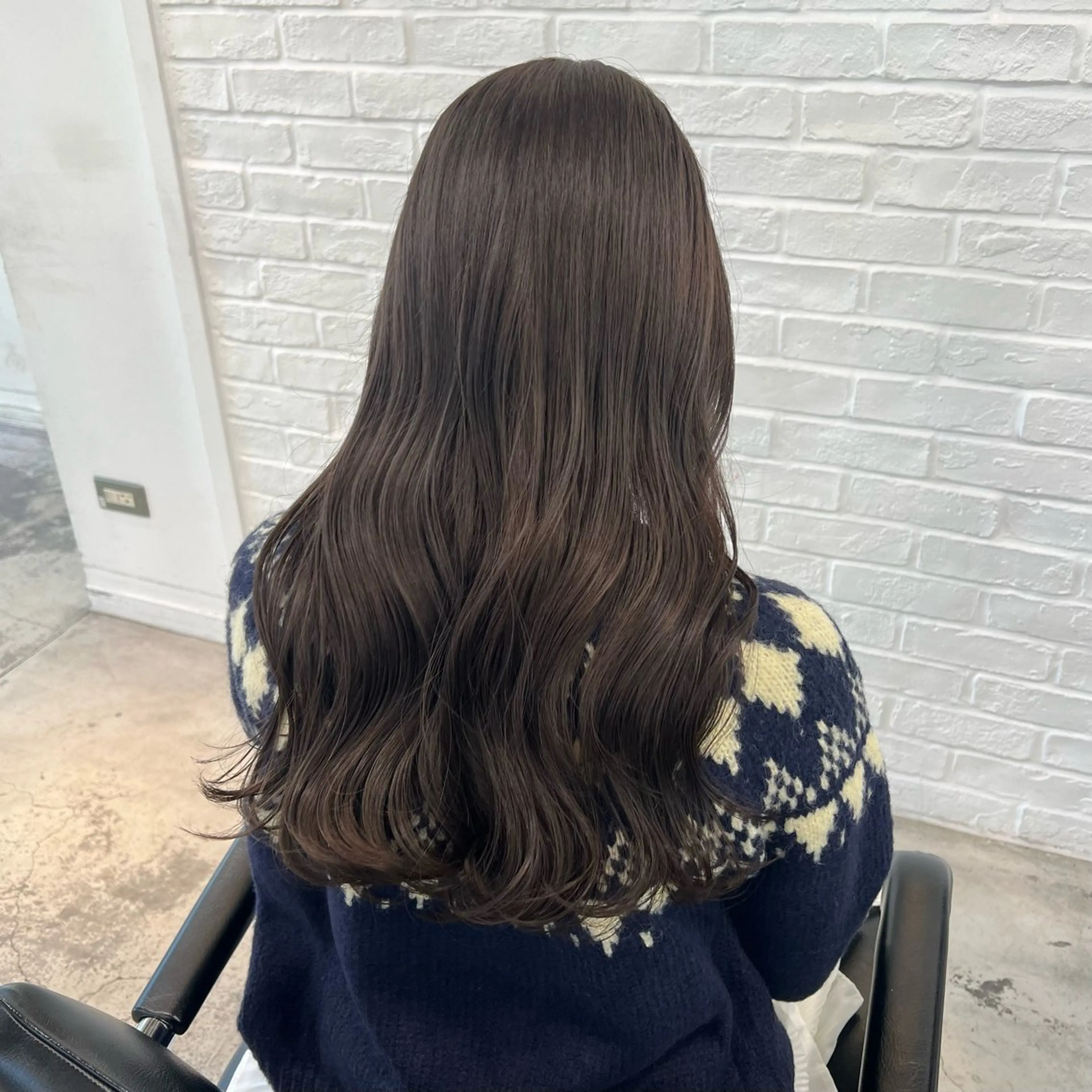 カラー 透明感カラー グレージュ ヘアカラー トリートメント 🌼動き×透明感🩵 ハイトーン/ナナのヘアスタイル