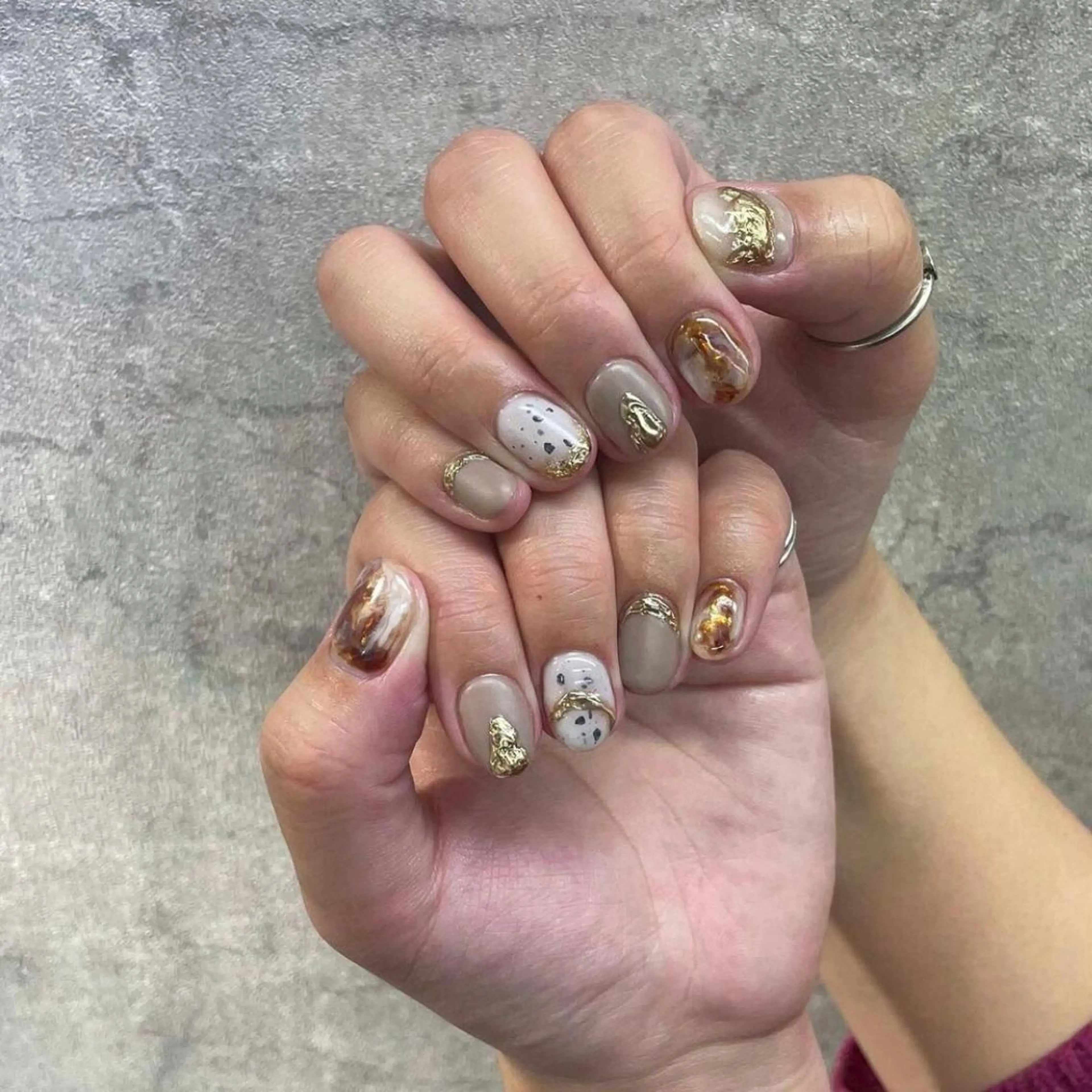 ネイル アートネイル フラッシュネイル ジェルネイル ラメ(グリッター) ニュアンスネイル nailstudio eviz新宿店のネイルデザイン