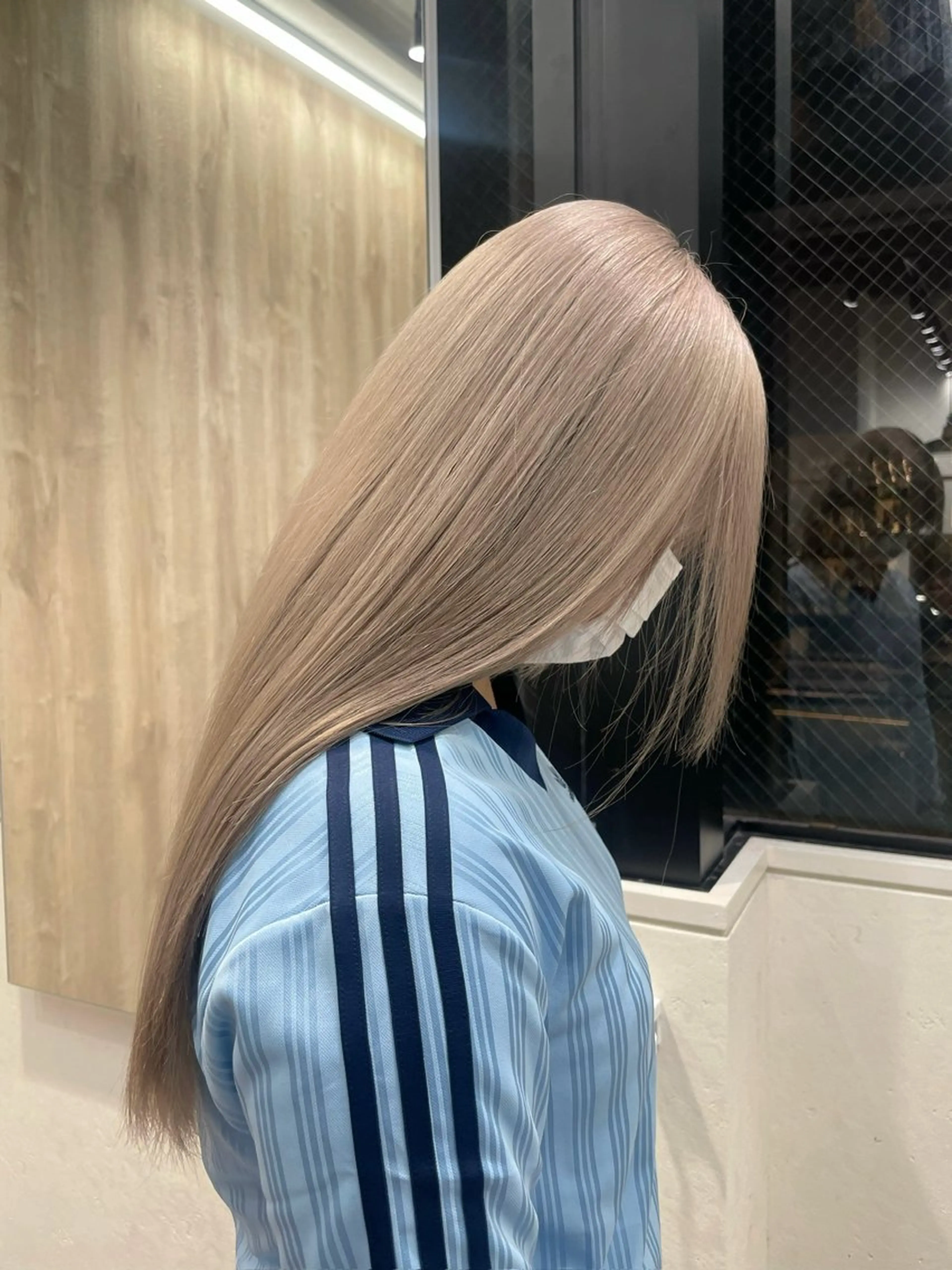 カラー ベージュカラー ブリーチ ブラウンカラー ケアブリーチ 透明感カラー 富永 翔伍のヘアスタイル