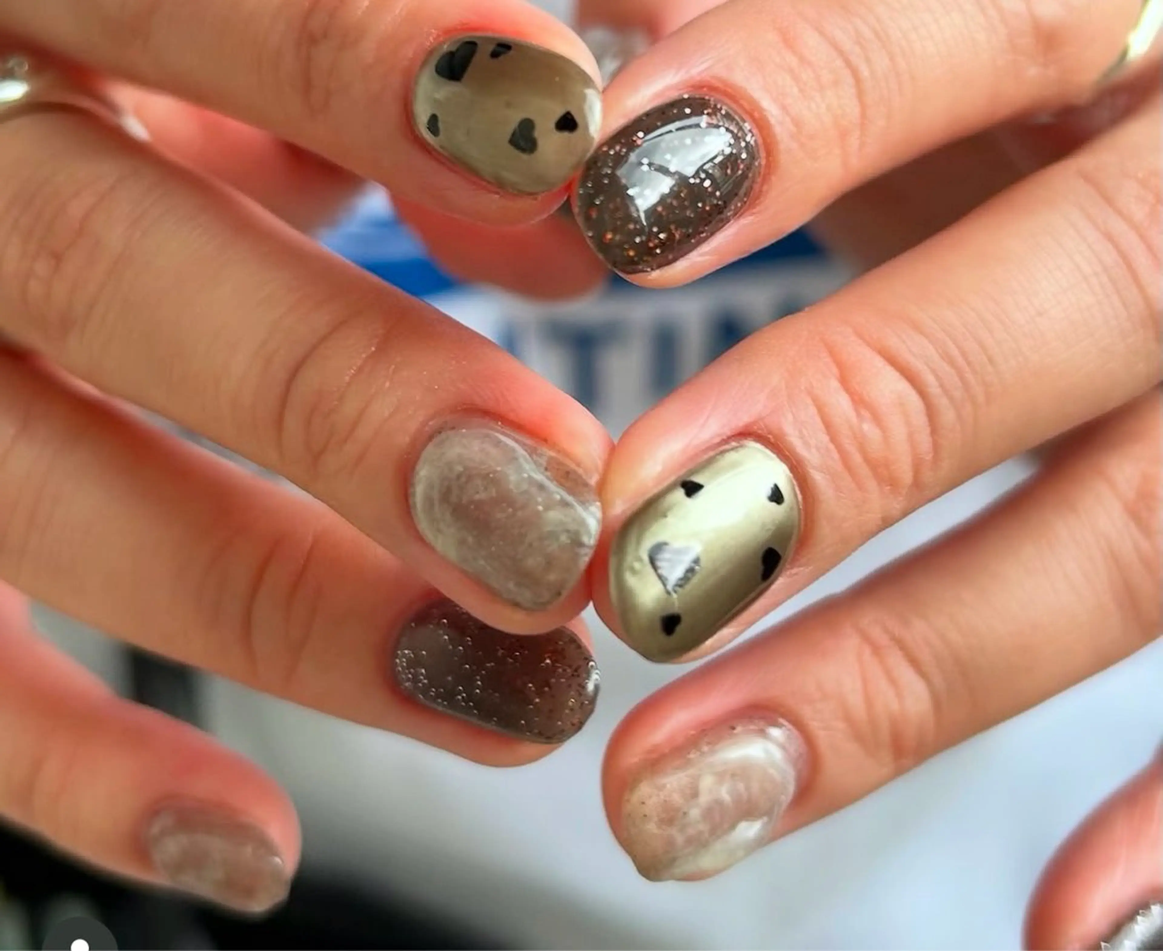 ネイル 大塚眉毛|ハンドケア |肌管理の眉毛・アイブロウイメージ