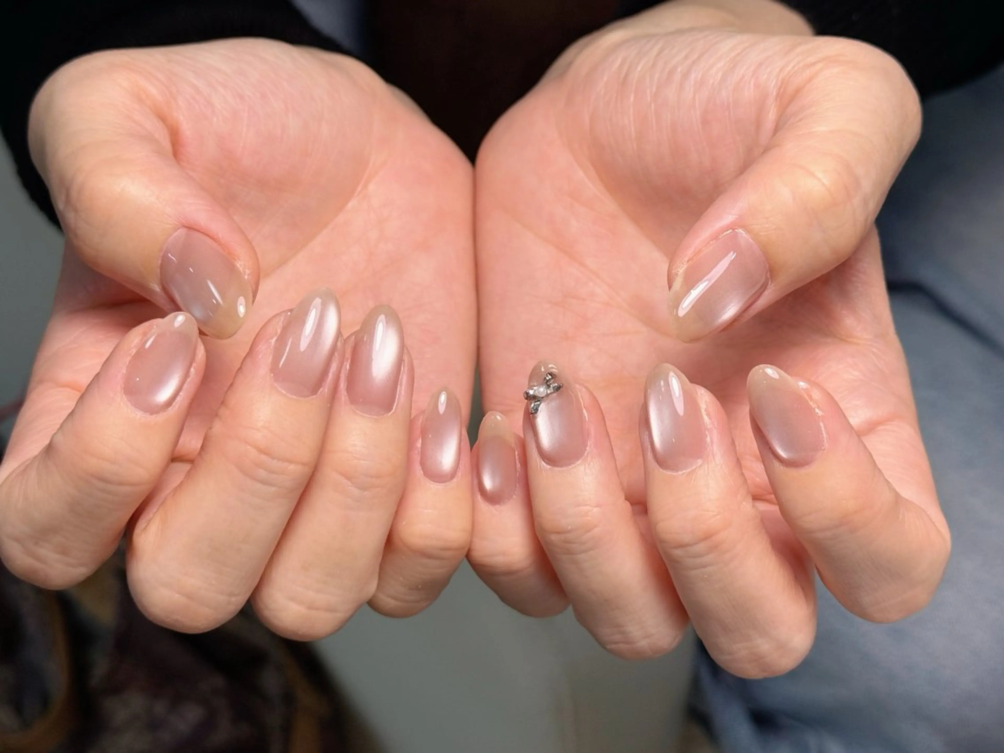 ネイル アートネイル オーロラネイル チークネイル フレンチネイル ガラスフレンチ ハンドネイル 🎀🎀YooLi Nail Salonのネイルデザイン