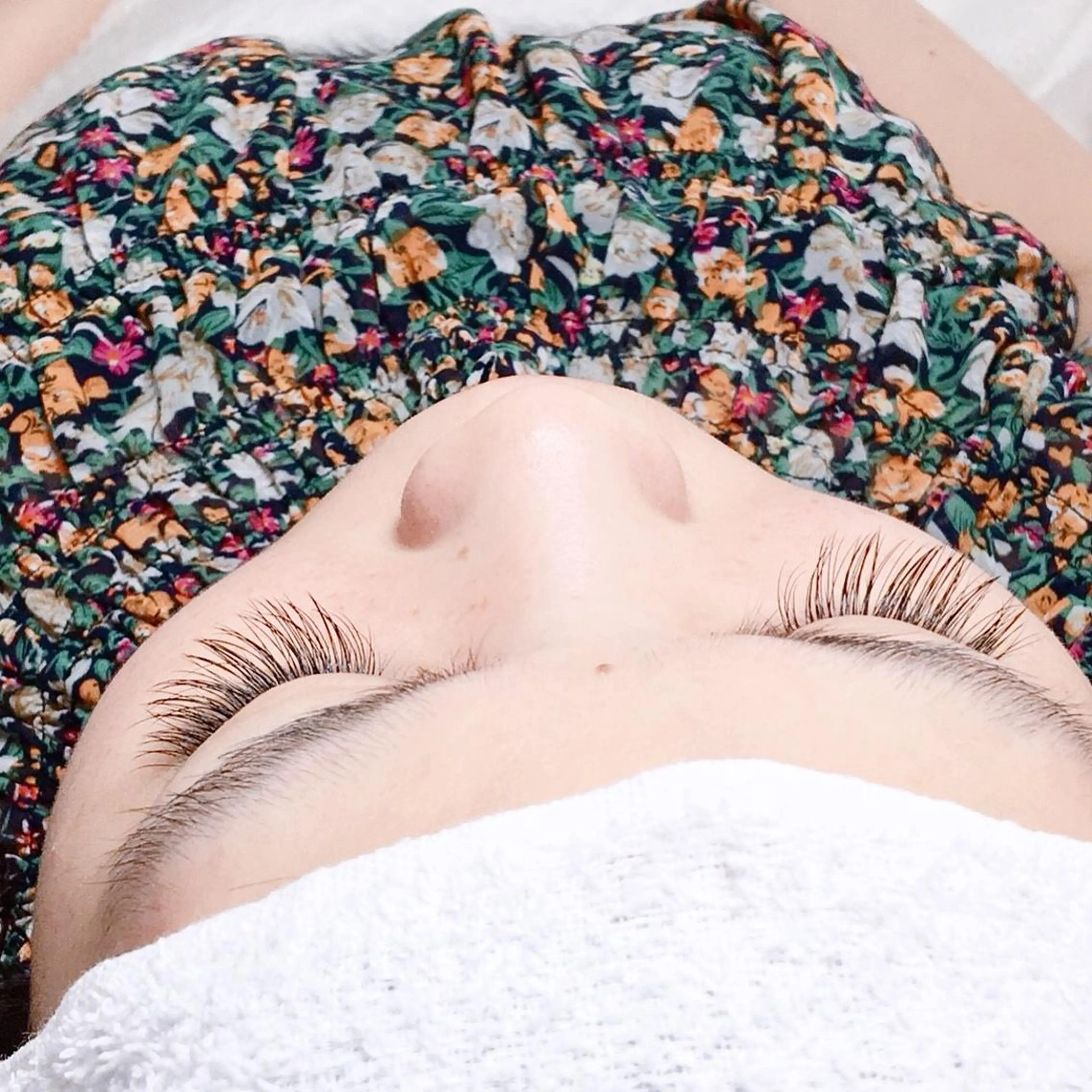 ショート カラー パーマ ヘアアレンジ キッズ ネイル マツエク・マツパ brille ~eyelash~のマツエク・マツパデザイン