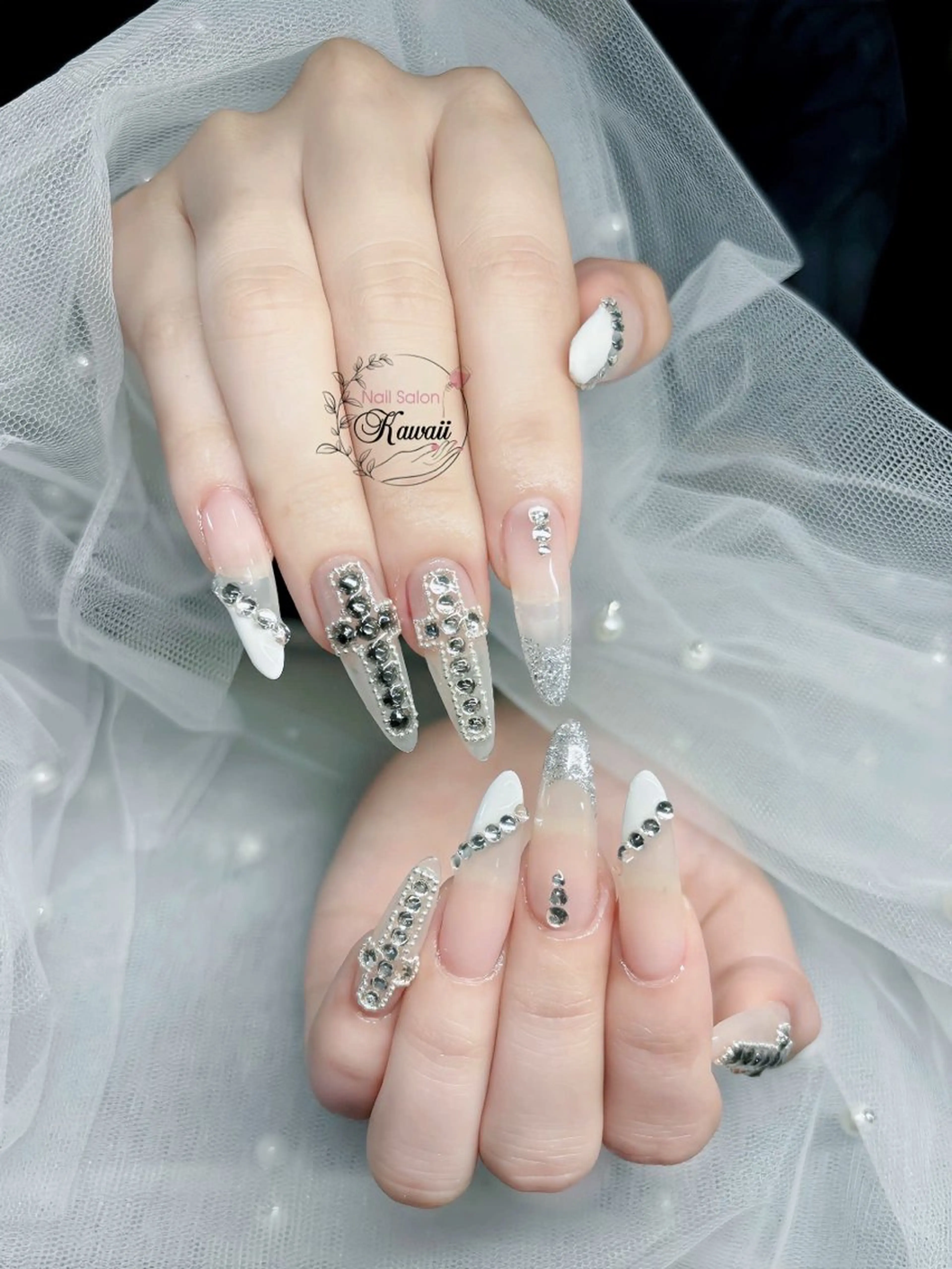 ネイル アートネイル 長さ出し フットネイル フレンチネイル ジェルネイル Kawaii Nail Salon所属・YURI NAIL NARITAのネイルデザイン