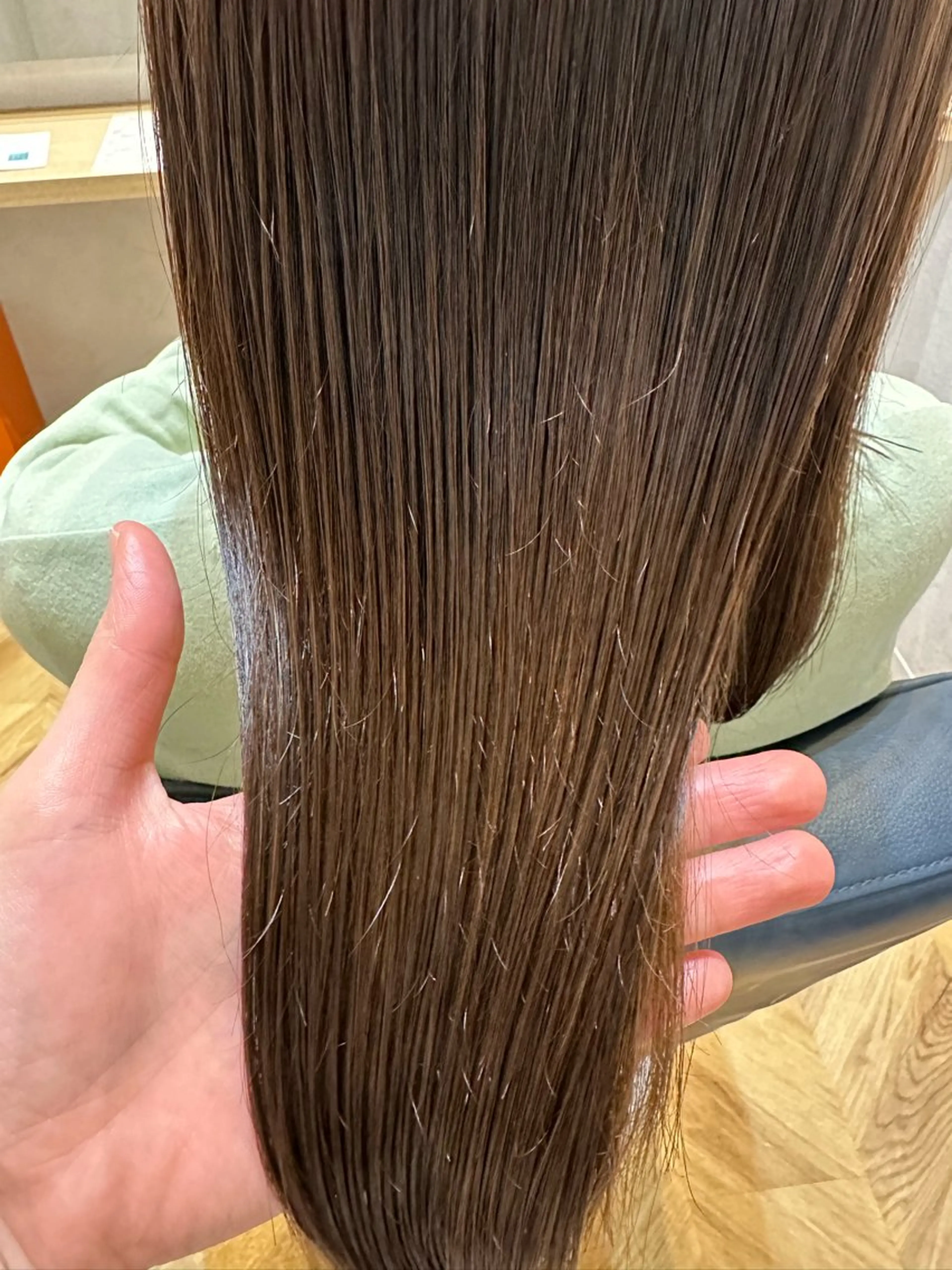 ロング 縮毛矯正 newi まーぼーのヘアスタイル