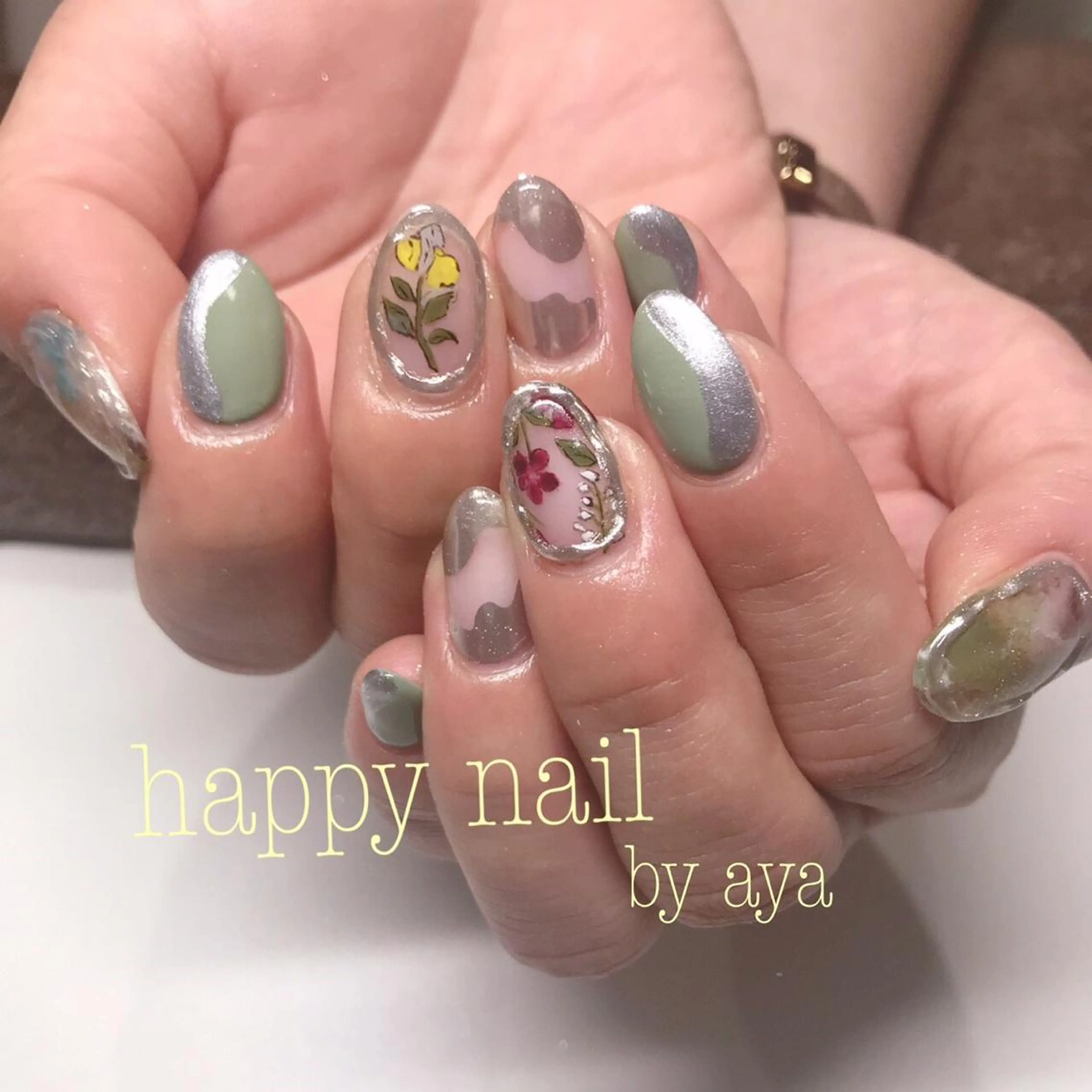 ネイル Happy Nailのネイルデザイン