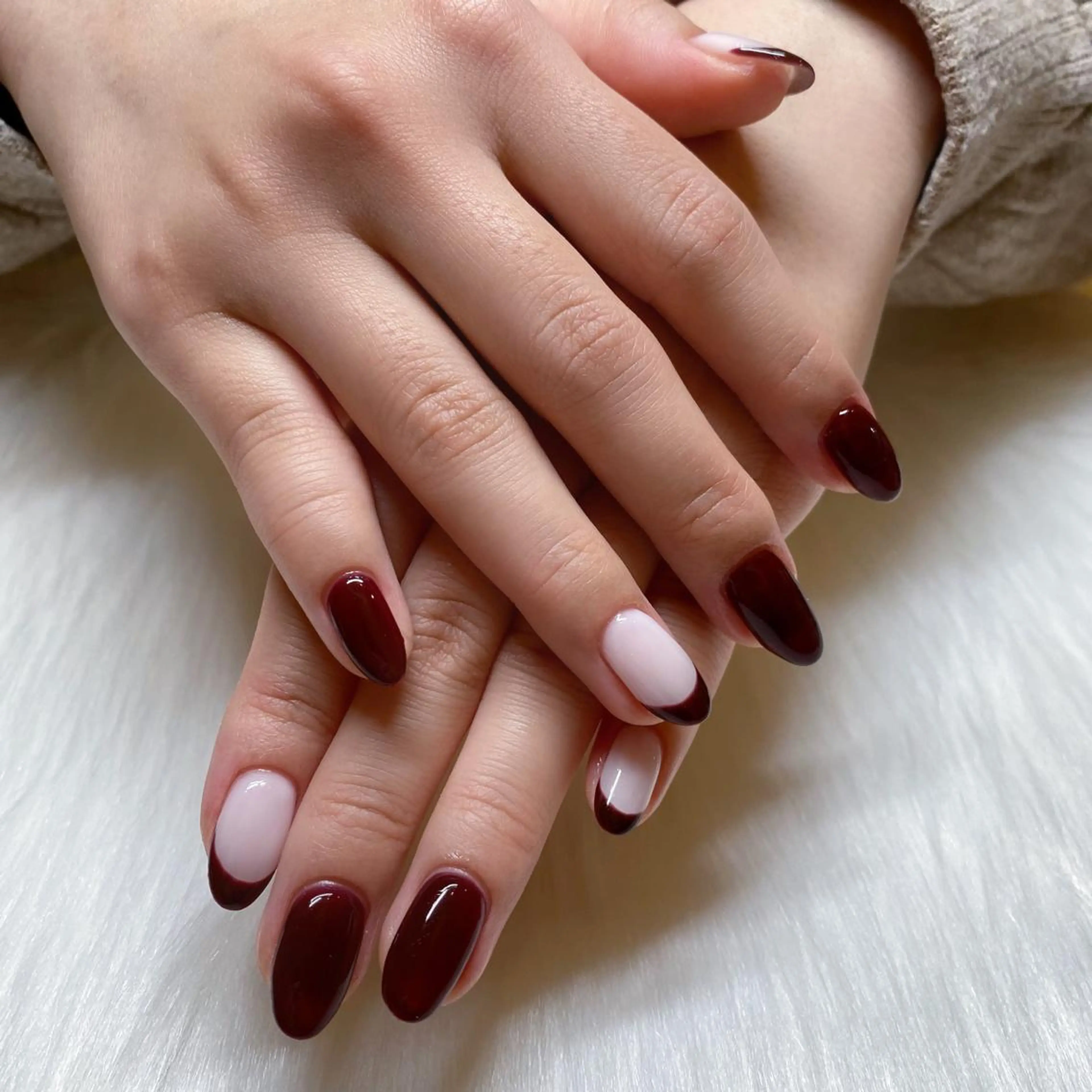 ネイル フレンチネイル 赤色 Nail Lifeのネイルデザイン