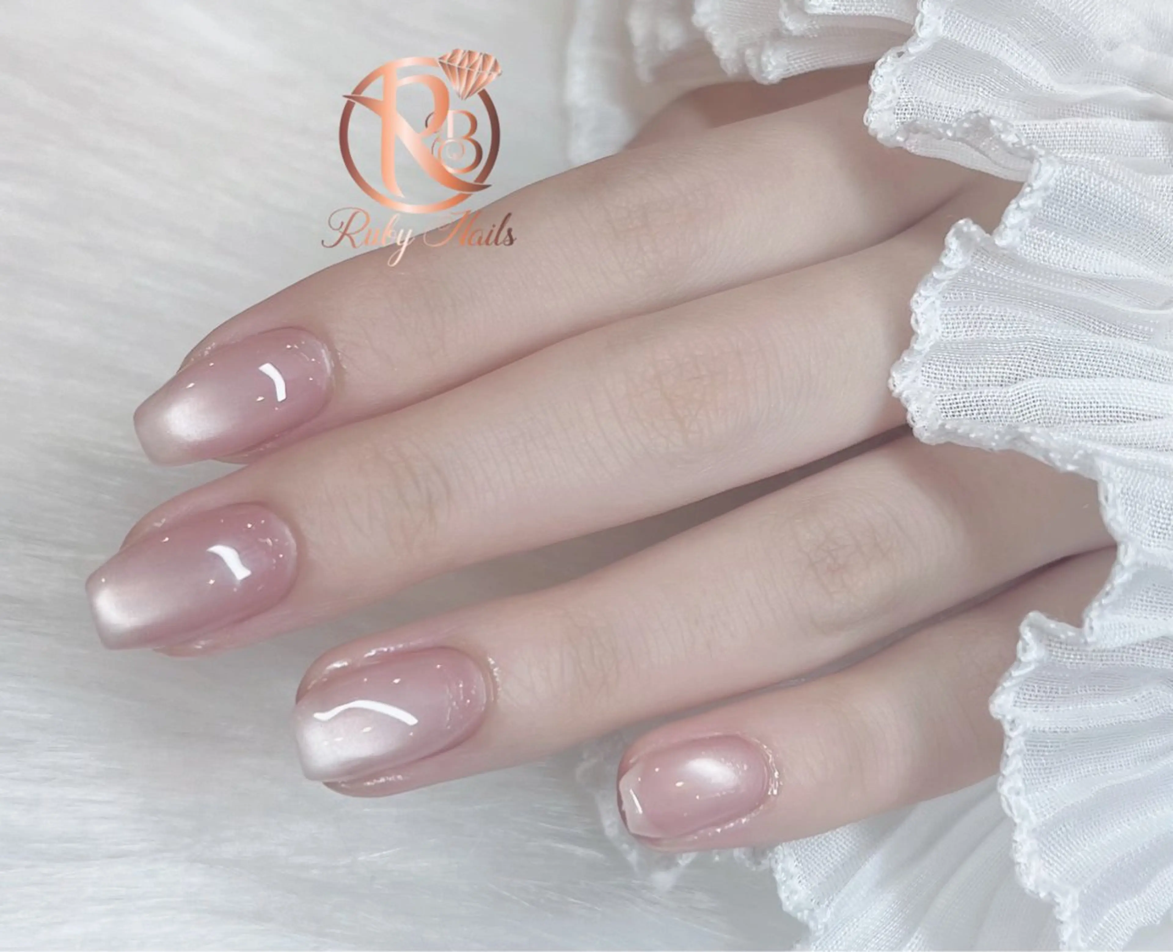 ネイル キラキラネイル マグネットネイル ピンク 春ネイル ハンドネイル RUBY Nail 日暮里店のネイルデザイン