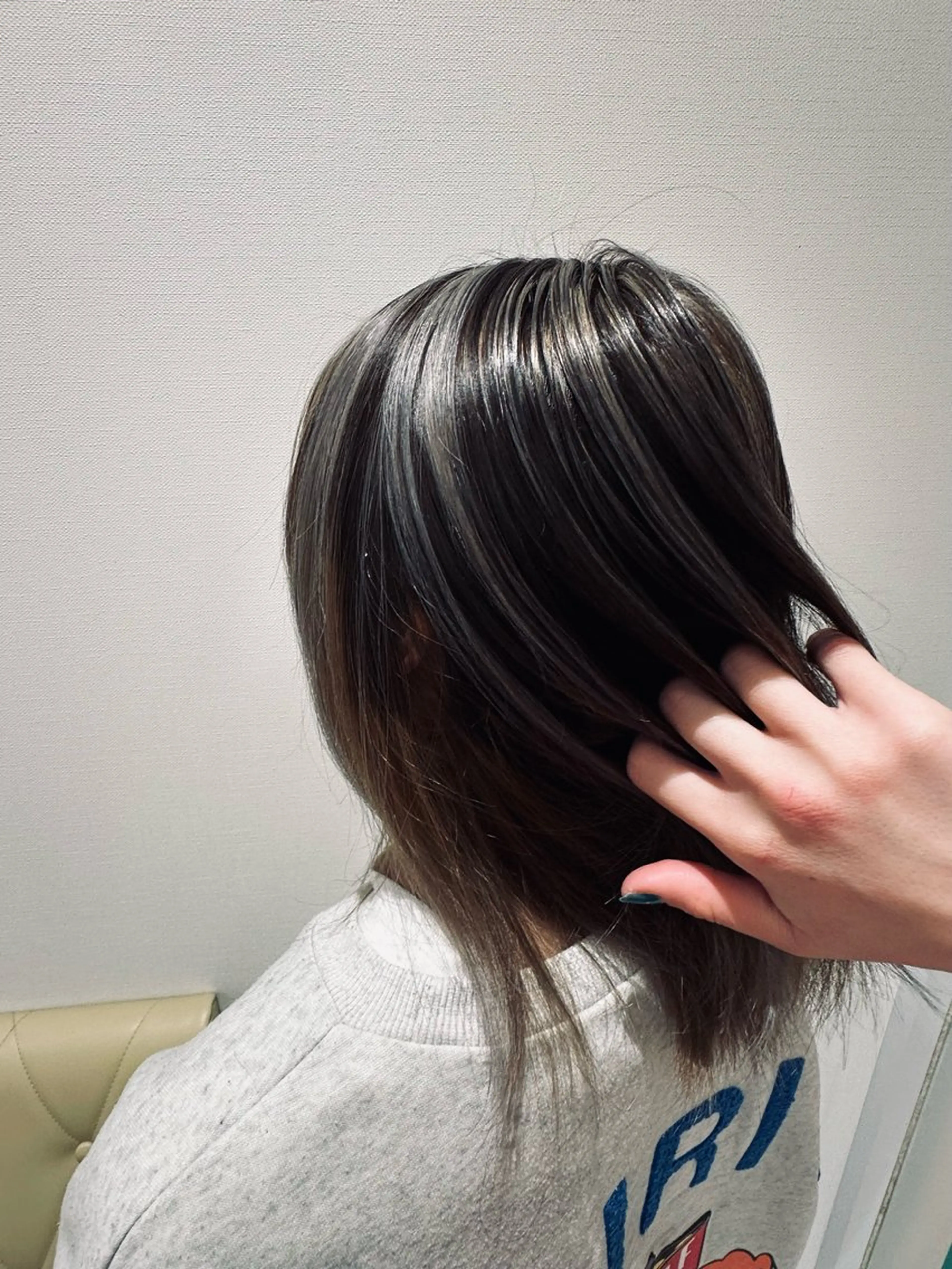 ミディアム カラー バレイヤージュ レイヤーカット ヘアカラー 玉村 愛李 【ash 津田沼店】のヘアスタイル