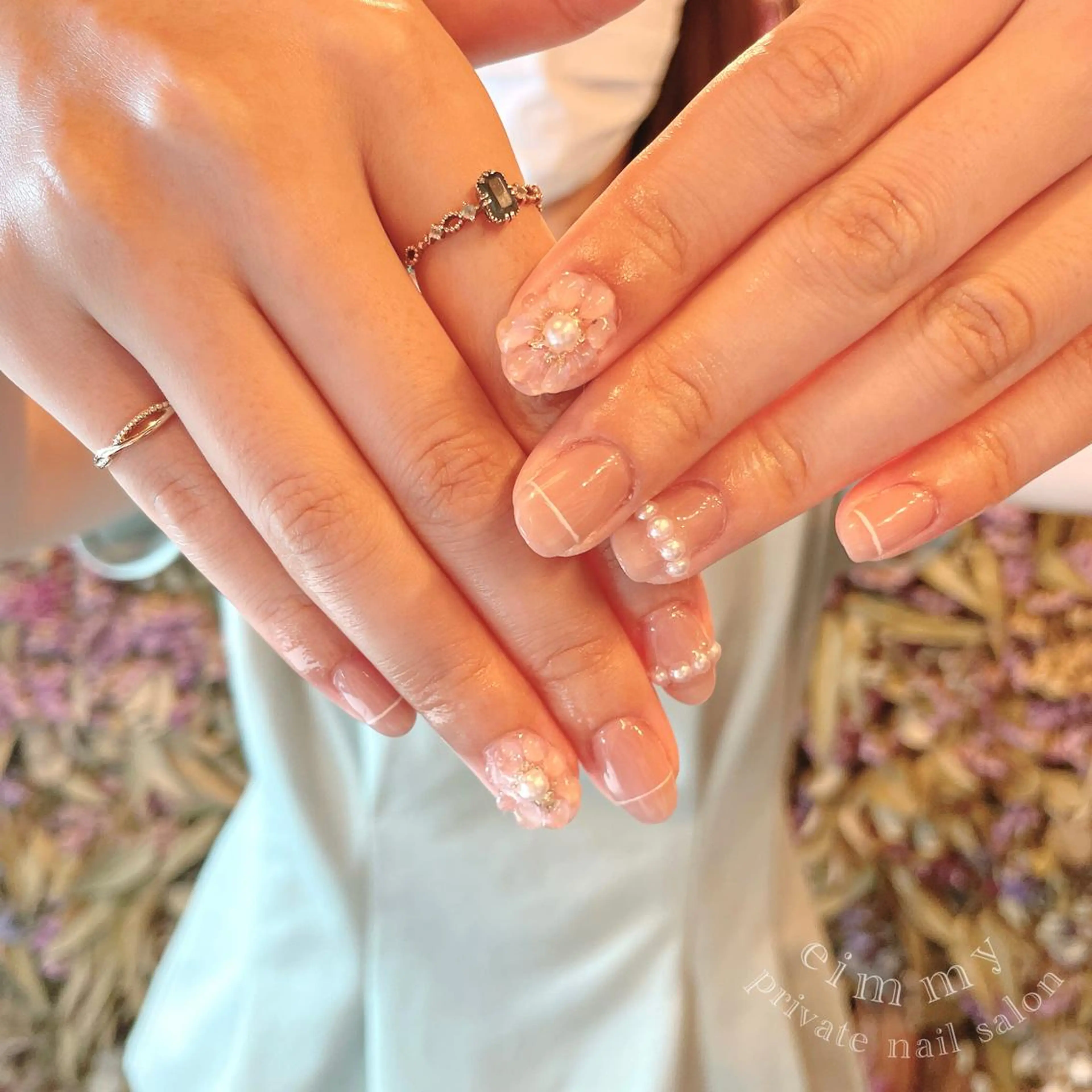 ネイル ジェルネイル キラキラネイル ニュアンスネイル オフィスネイル シンプルネイル eimmy【所沢】 mayuのネイルデザイン