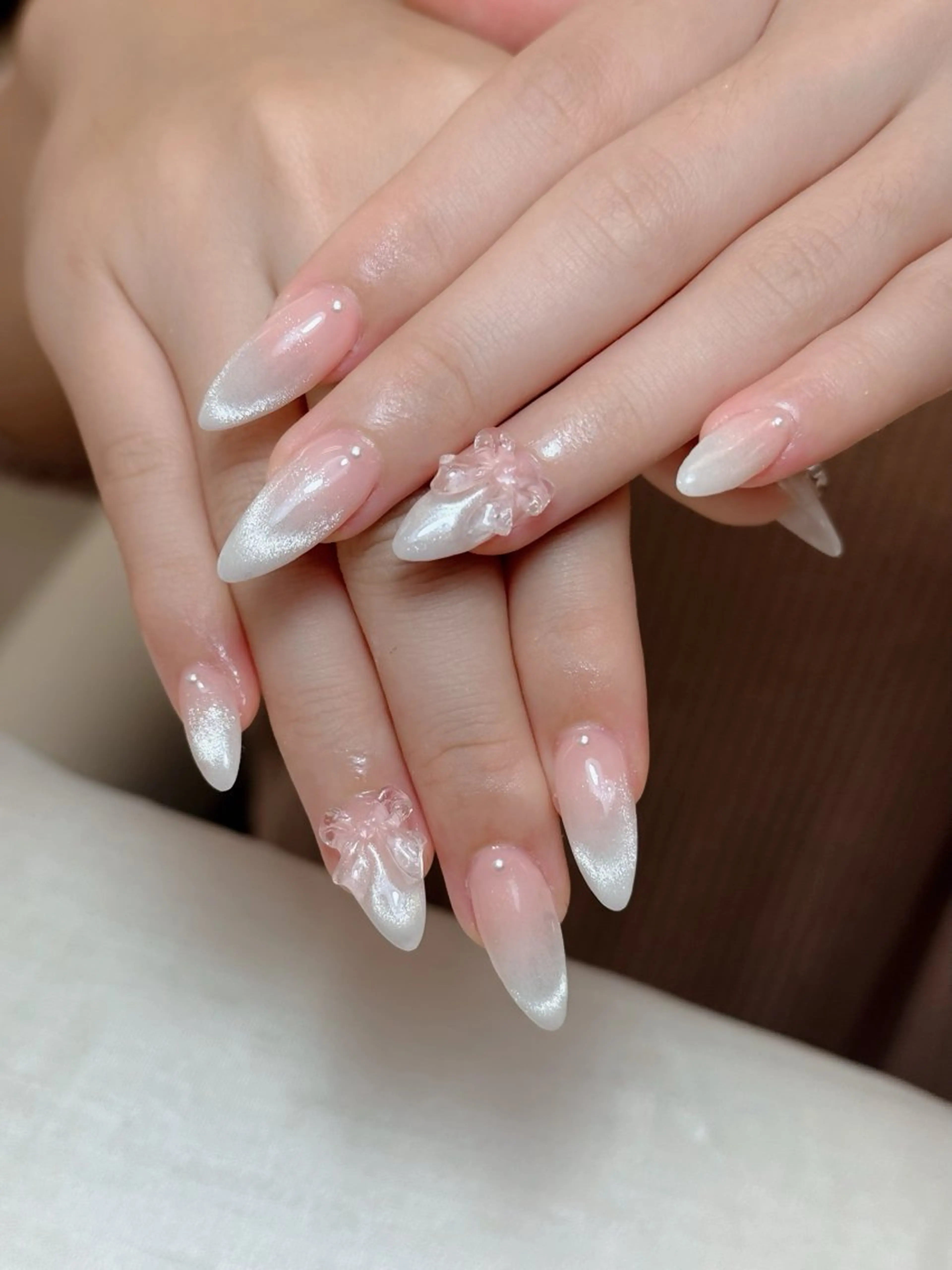 ネイル オーロラネイル チークネイル フットネイル フレンチネイル 韓国ネイル Lumi Nail 新大久保3‘のネイルデザイン