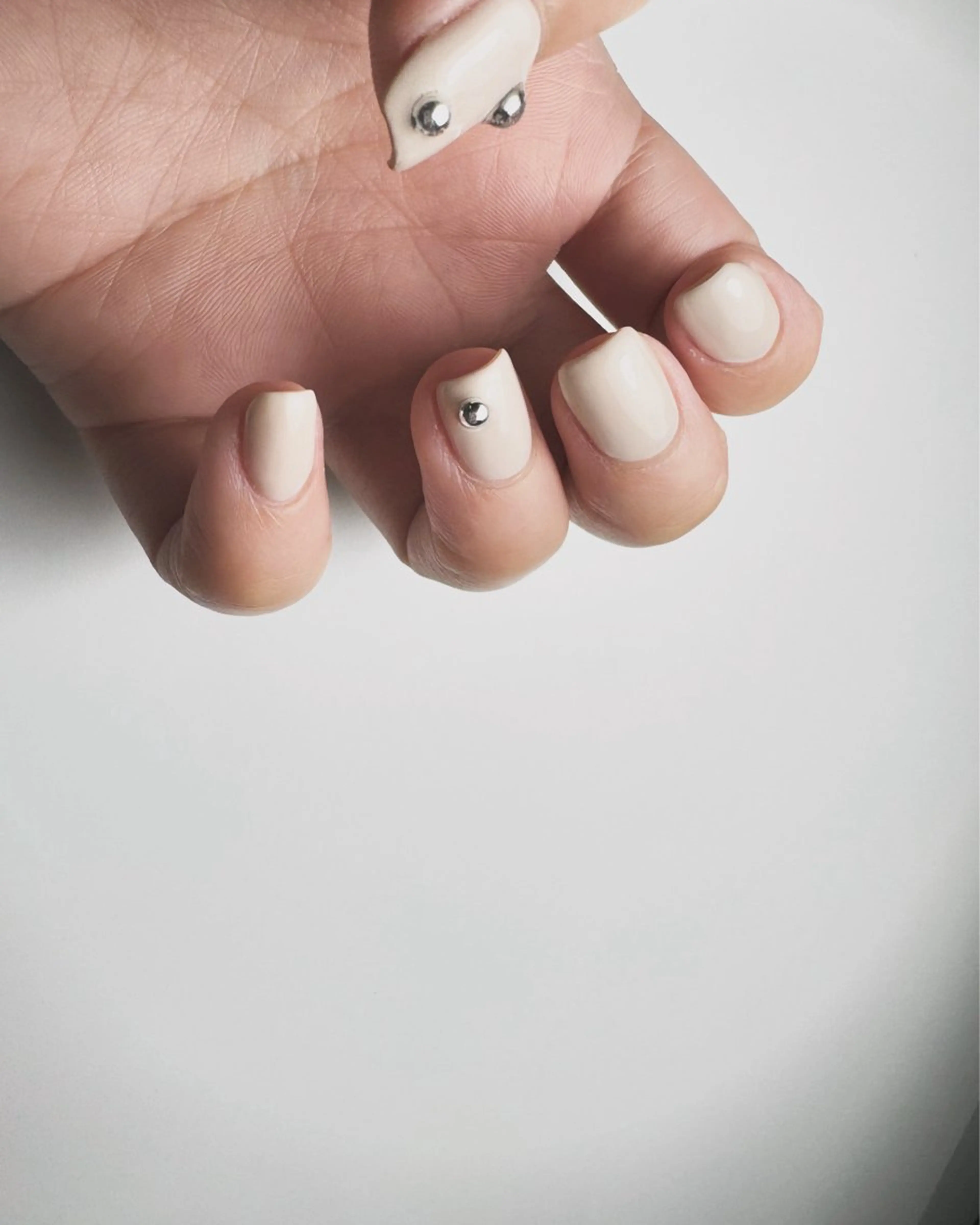 ネイル ホワイト 白日-hakubi nail-のネイルデザイン