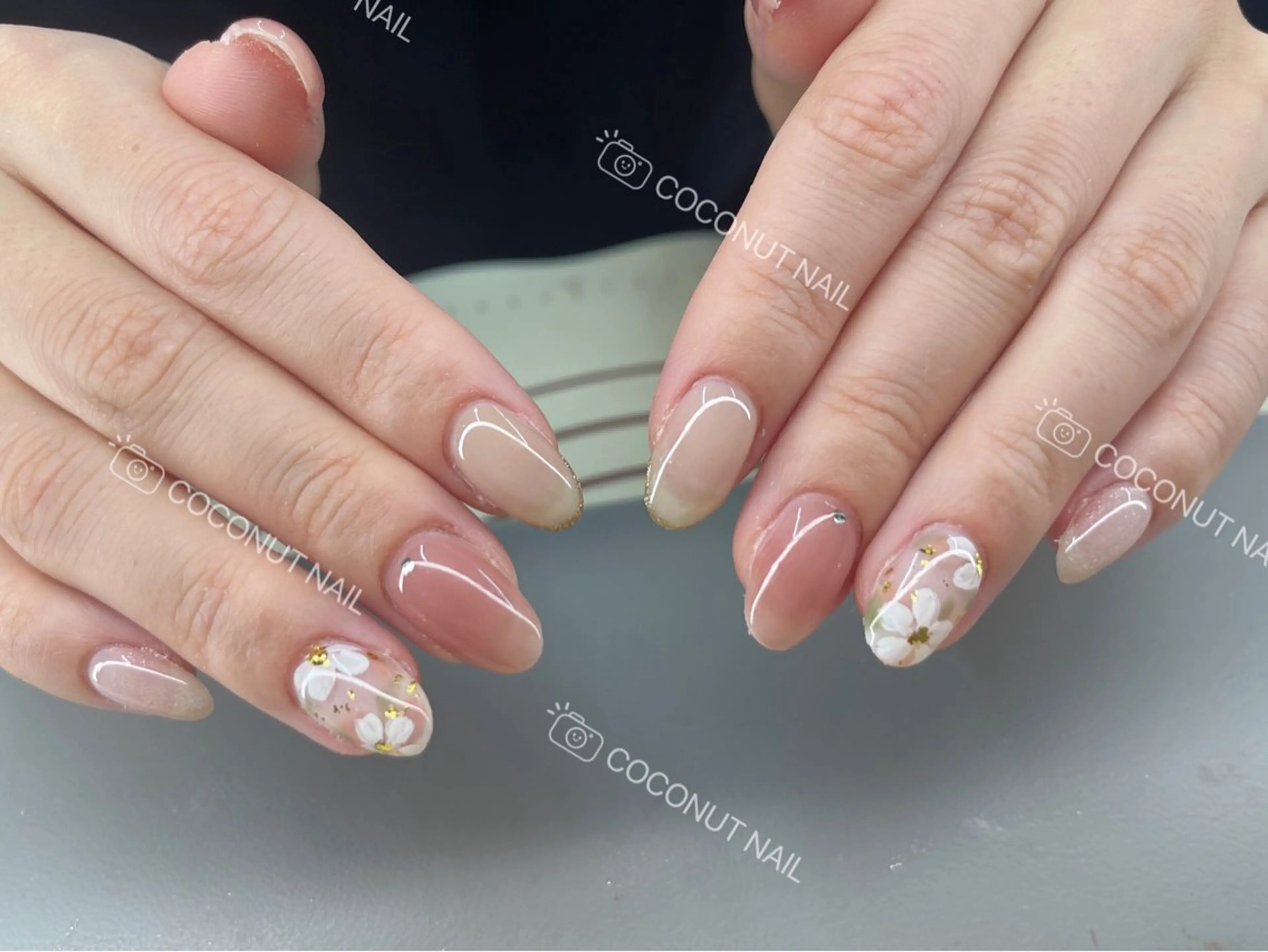 ネイル ハンドネイル 神田 ココナッツのネイルデザイン
