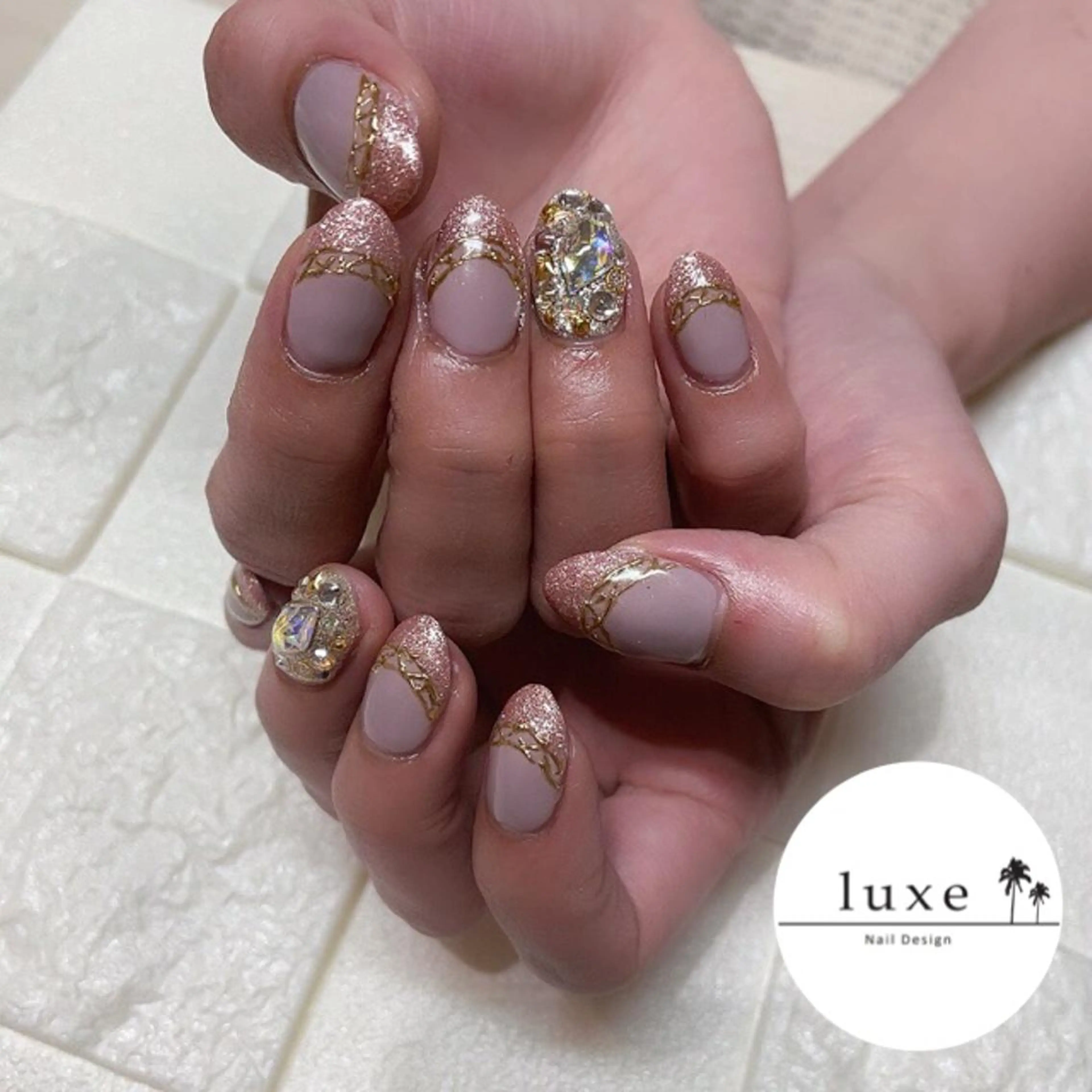 ネイル luxe NailDesignのネイルデザイン
