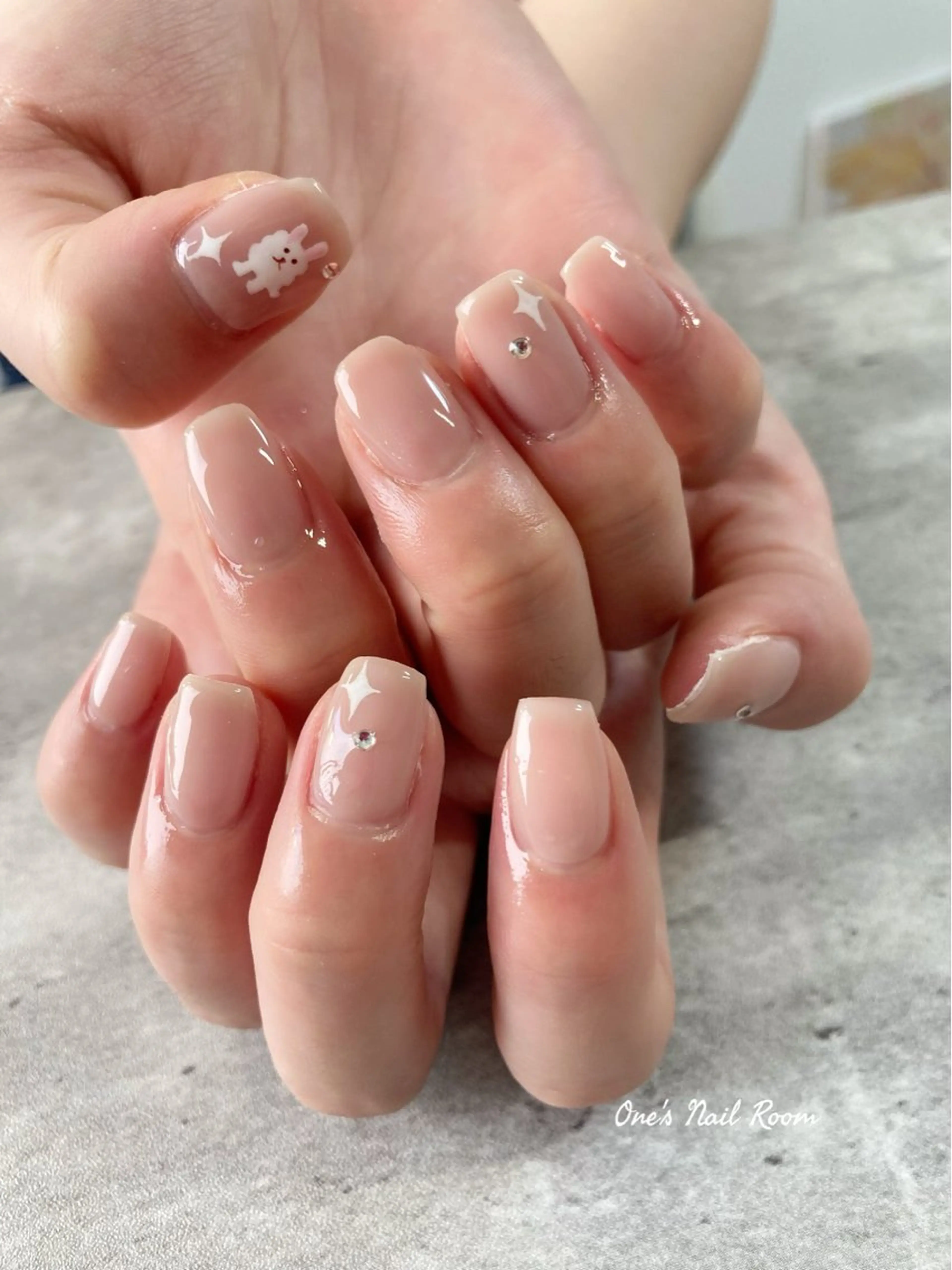 ネイル ハンドネイル One's Nail Roomのネイルデザイン