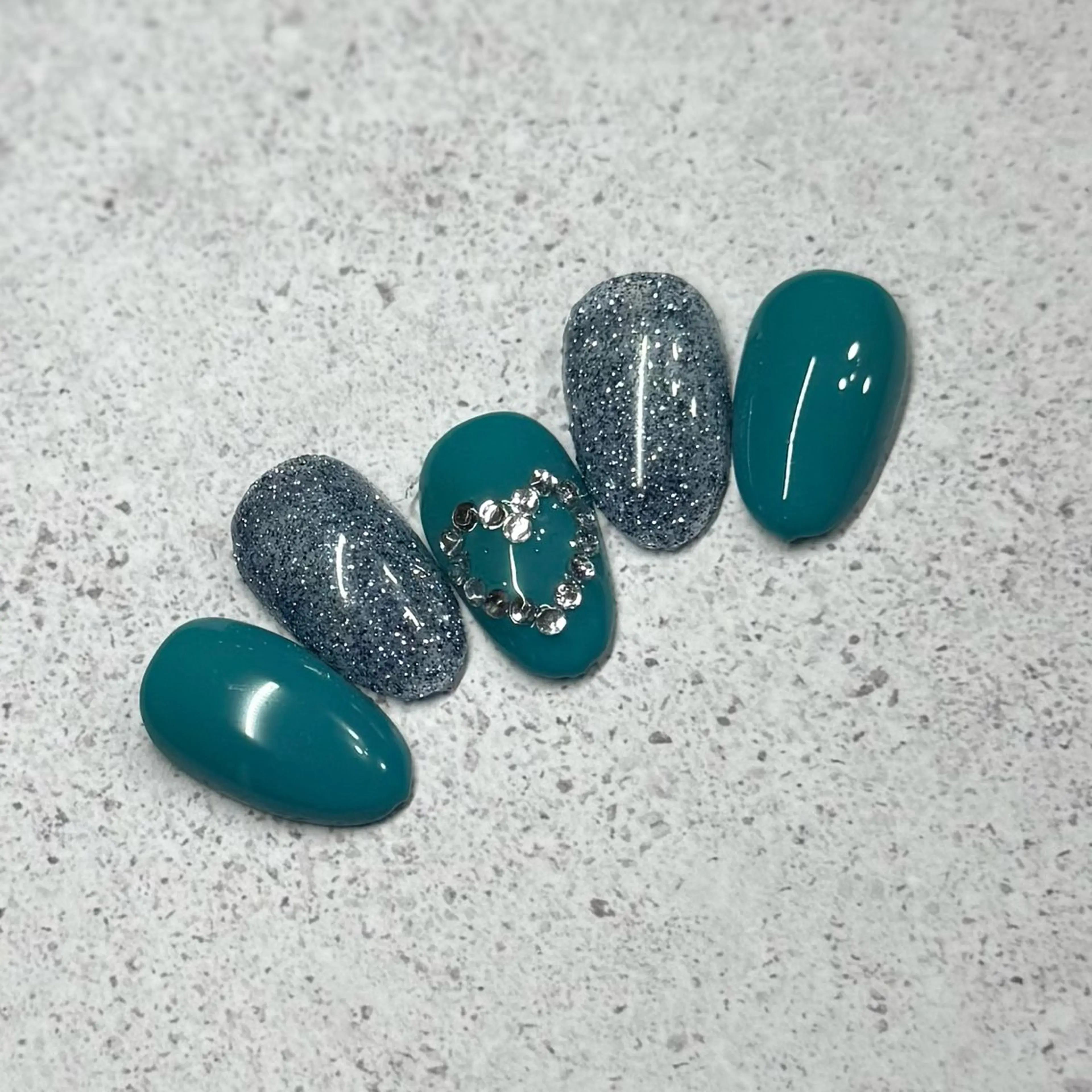 ネイル ハンドネイル Nabi所属・Nabi 進藤彩のネイルデザイン