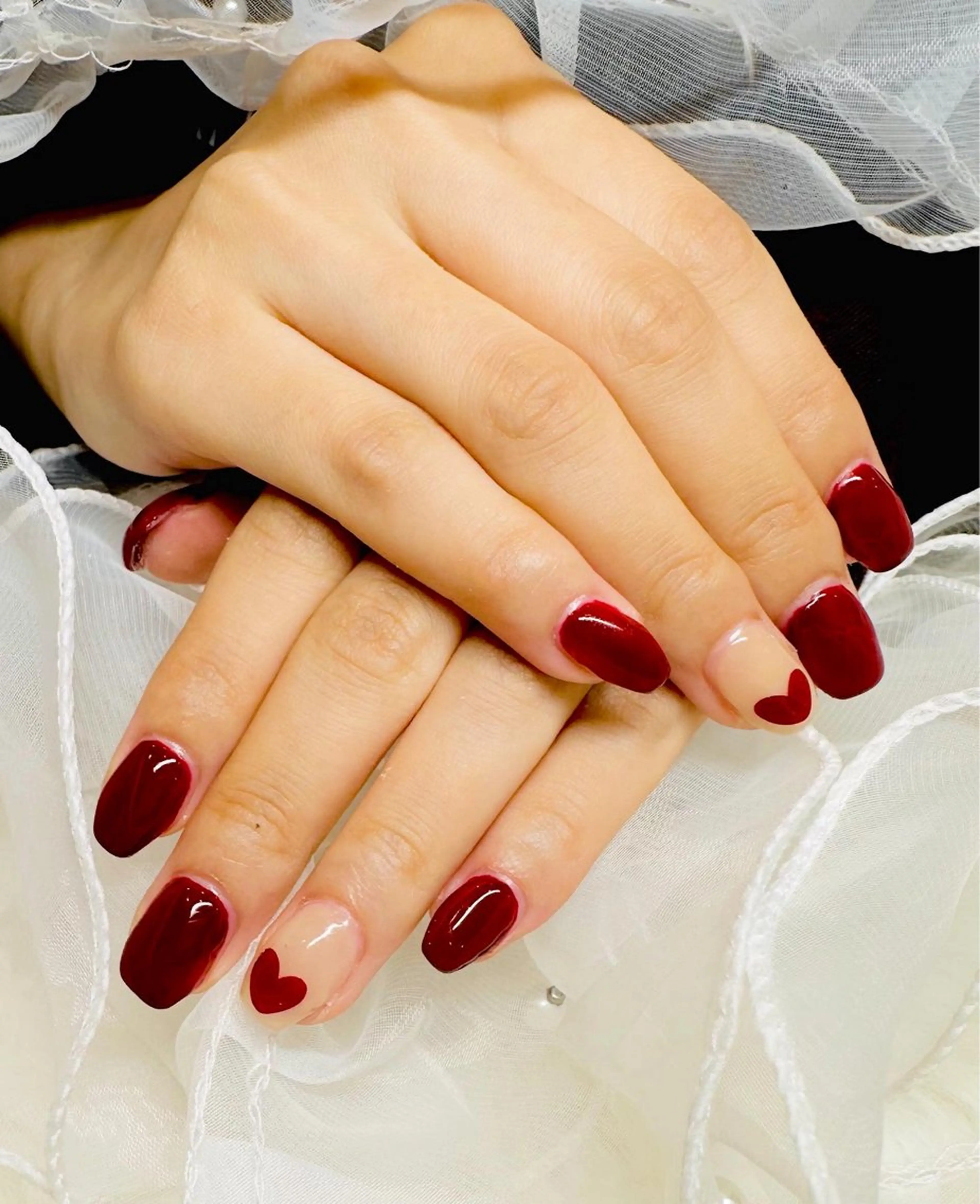 ネイル ボルドー ハンドネイル ネイルサロンエレノア所属・田端 笑理菜のネイルデザイン